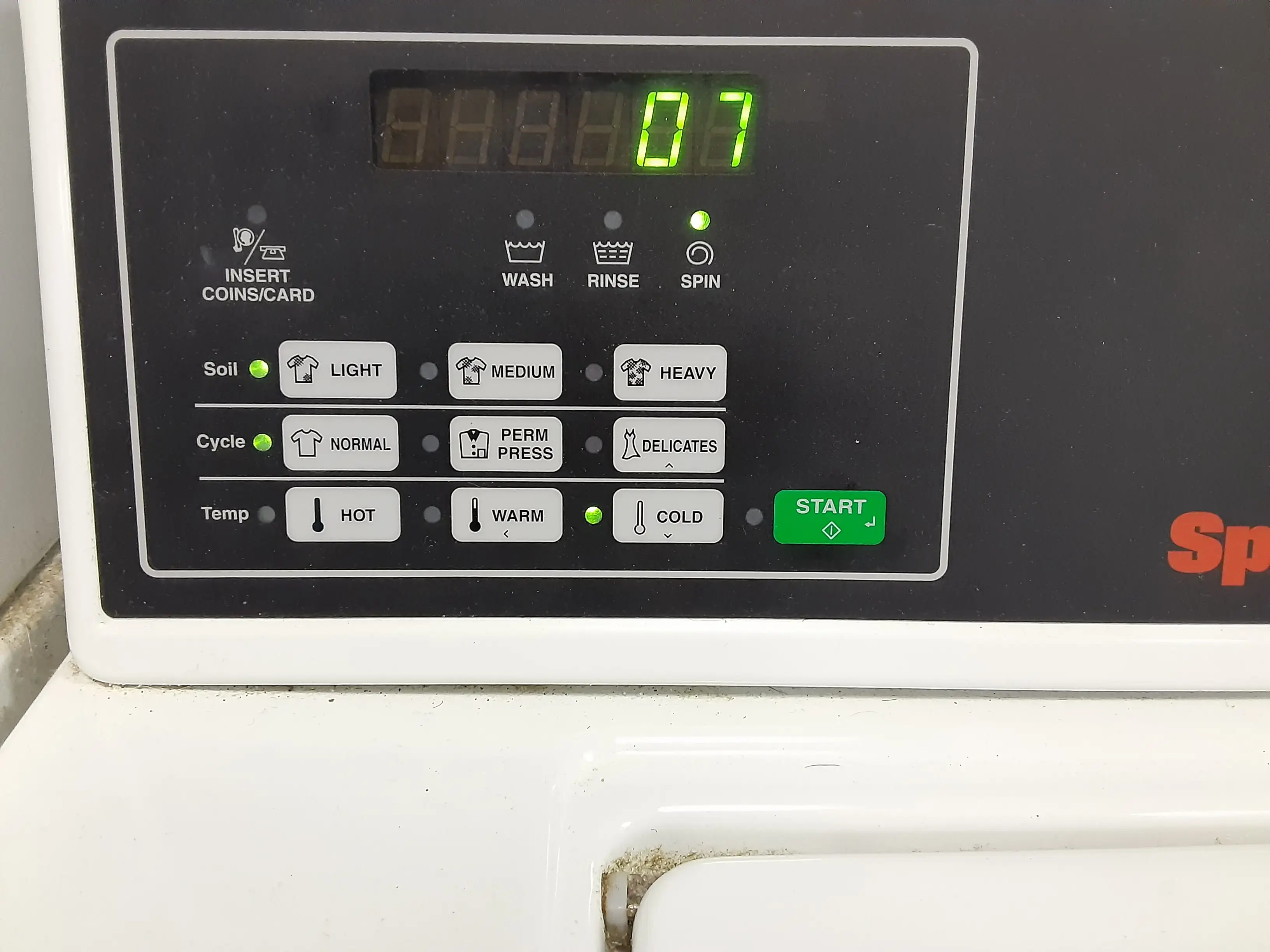 Destin's Total Laundry Services - Image 15