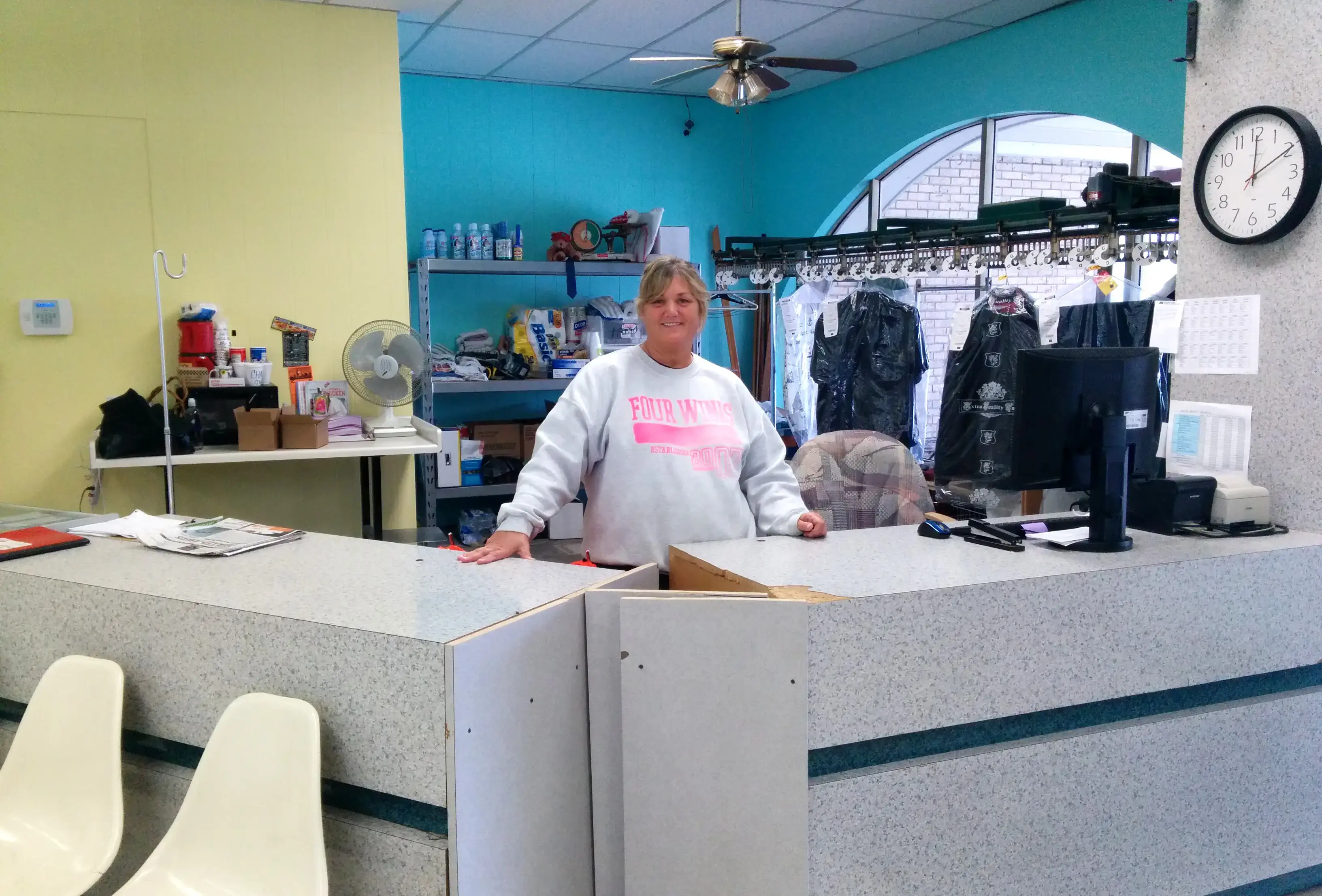 Details Dry Cleaning & Laundry - Ohio St - Image 6