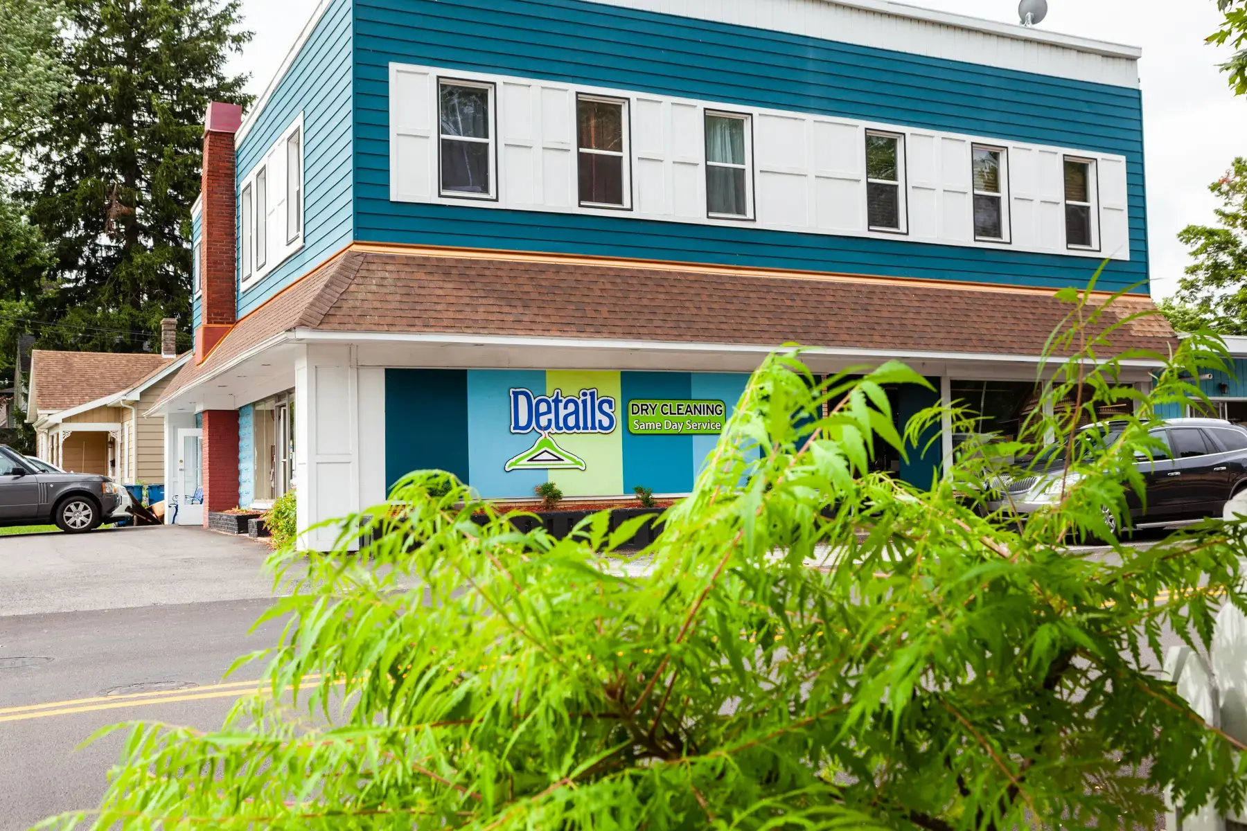 Details Dry Cleaning & Laundry thumbnail 2