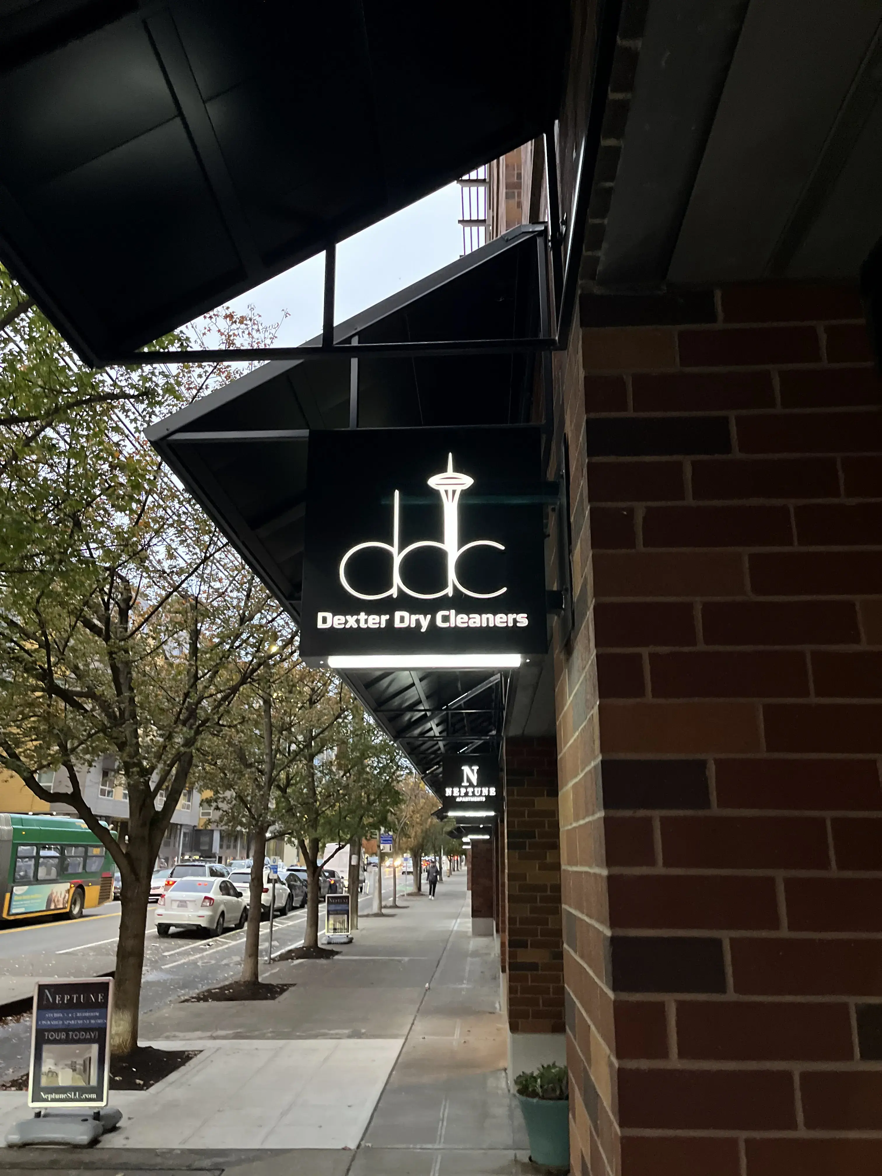 Dexter Dry Cleaners - Image 5