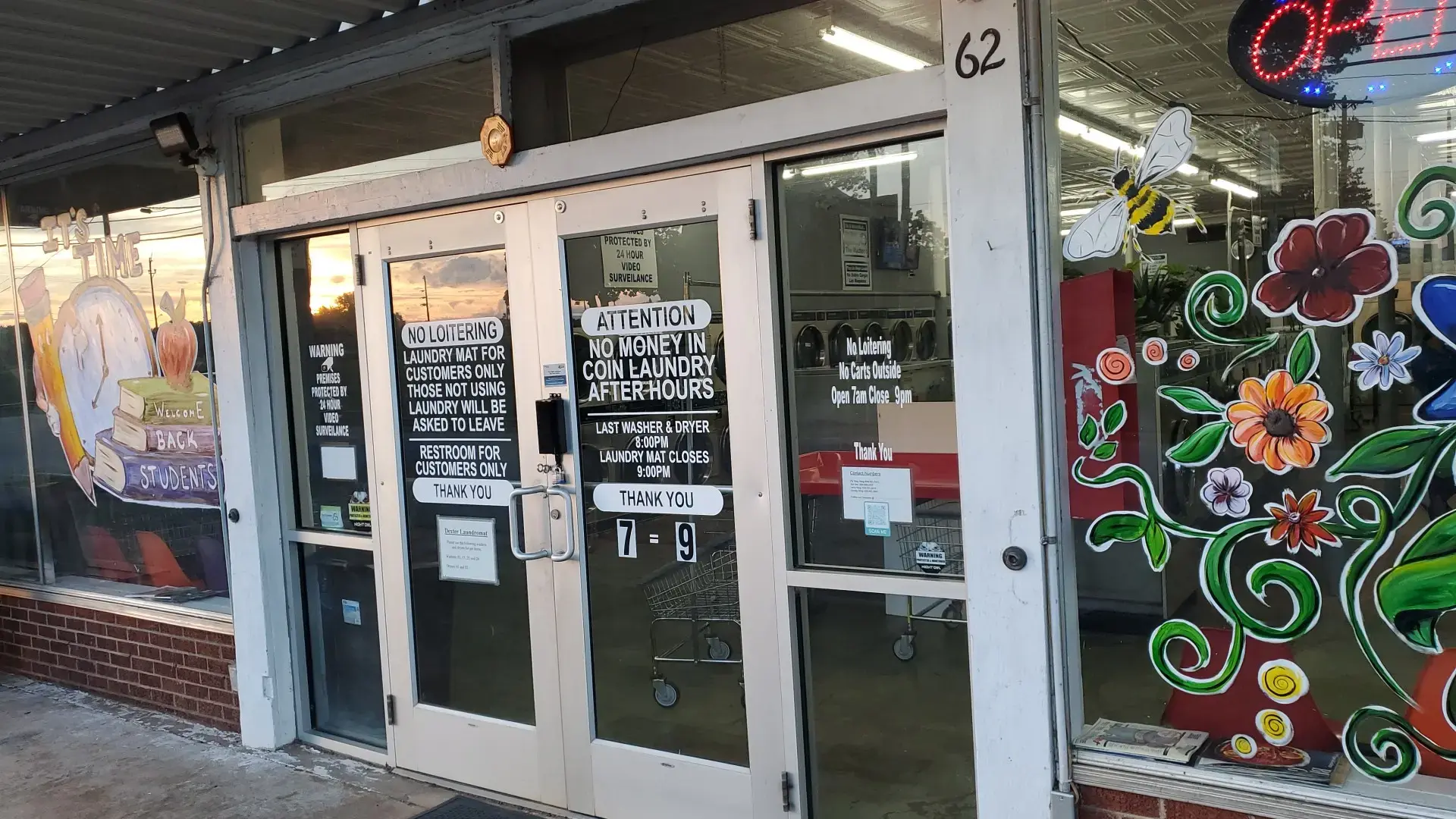 Dexter laundromat - Image 2