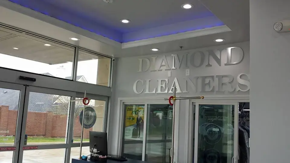 Diamond Dry Cleaners thumbnail 4
