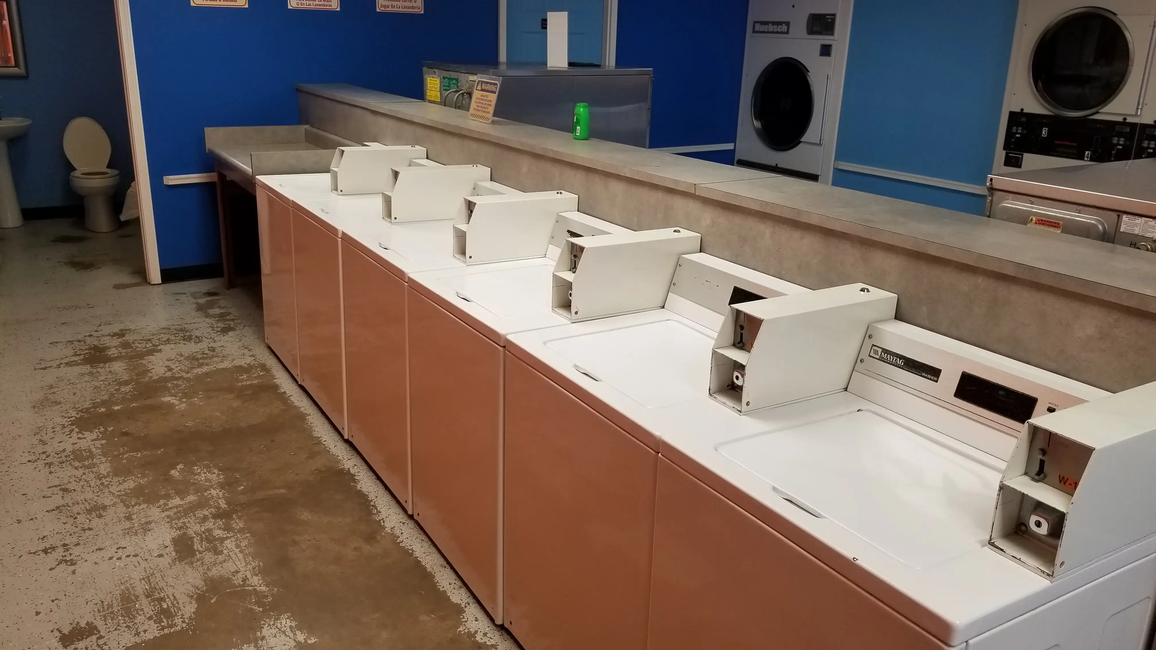 Diamond Lakes Laundry - Image 11