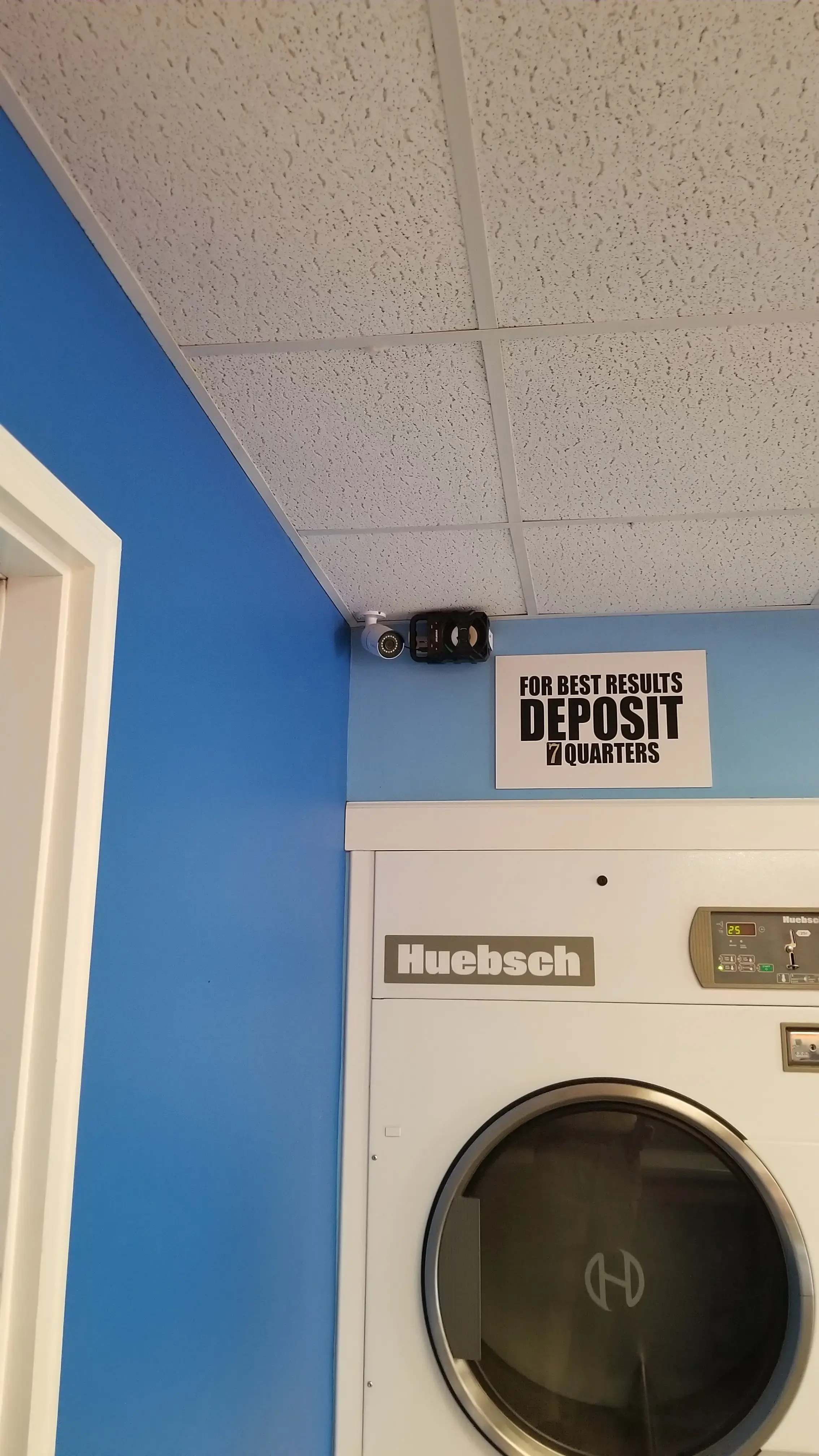 Diamond Lakes Laundry thumbnail 8