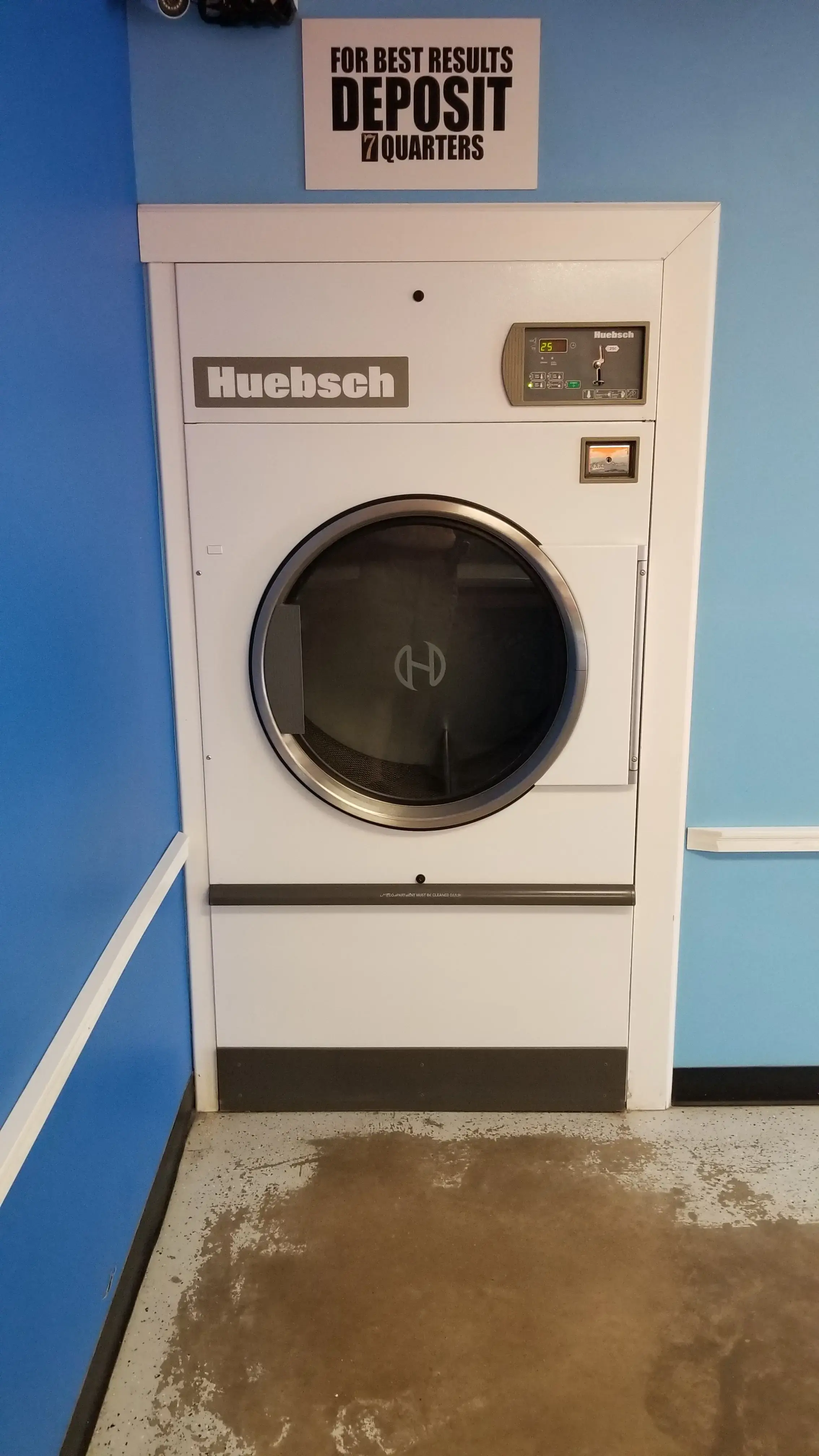 Diamond Lakes Laundry thumbnail 10