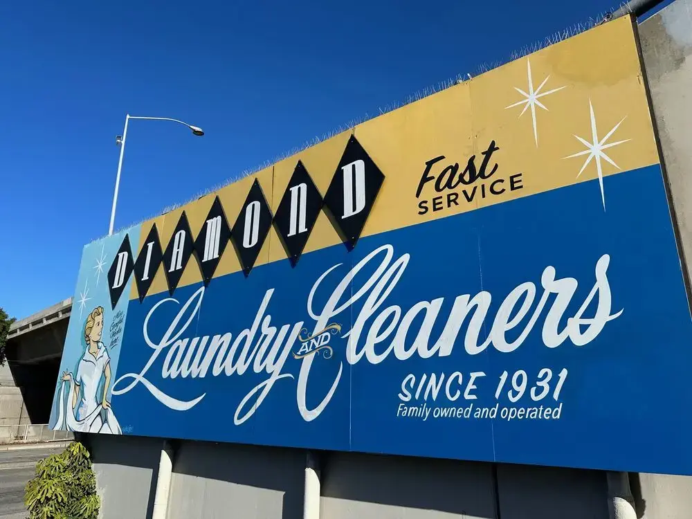 Diamond Laundry & Cleaners - Image 1
