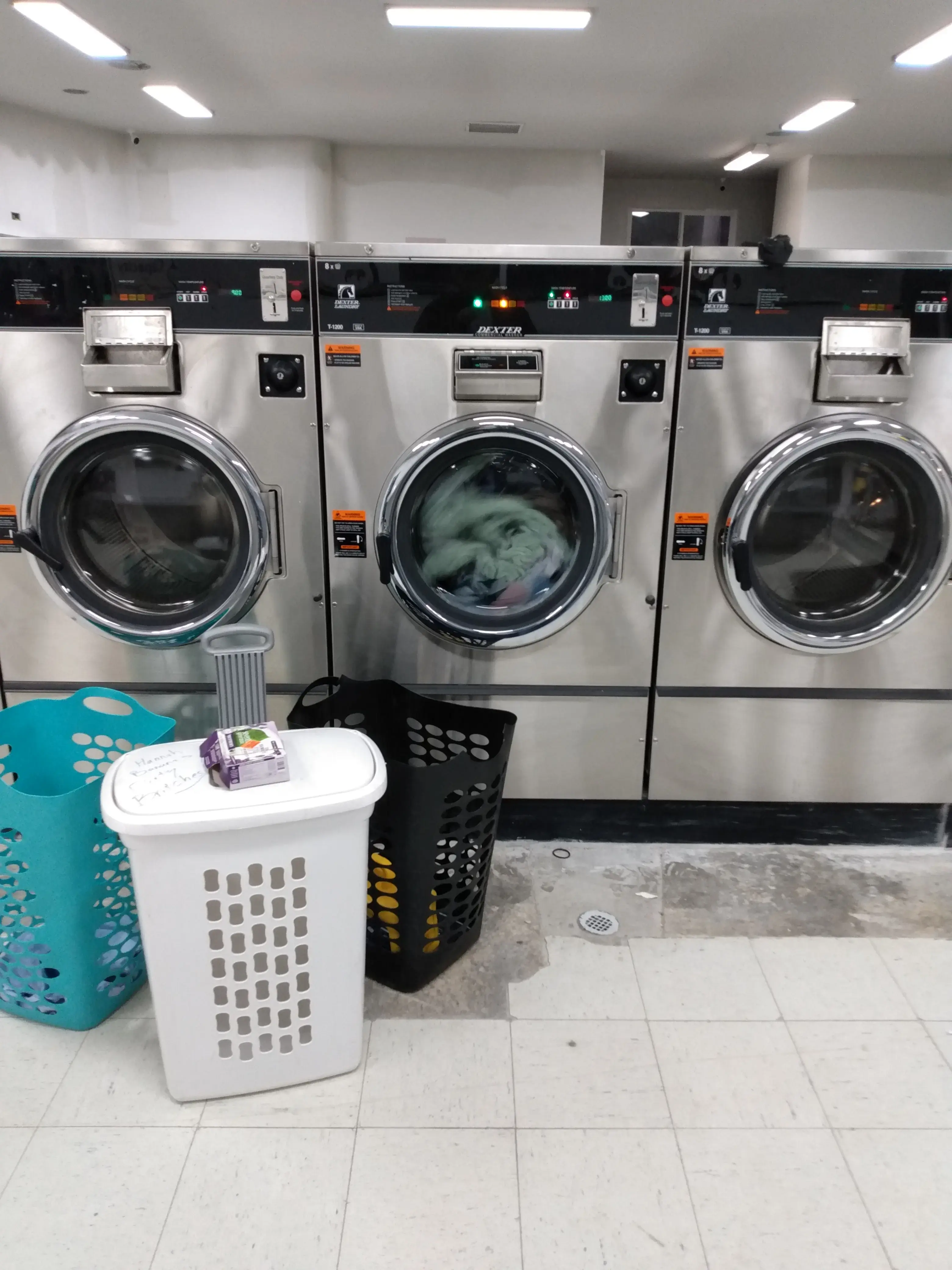 Dirty Duds Laundromat thumbnail 14
