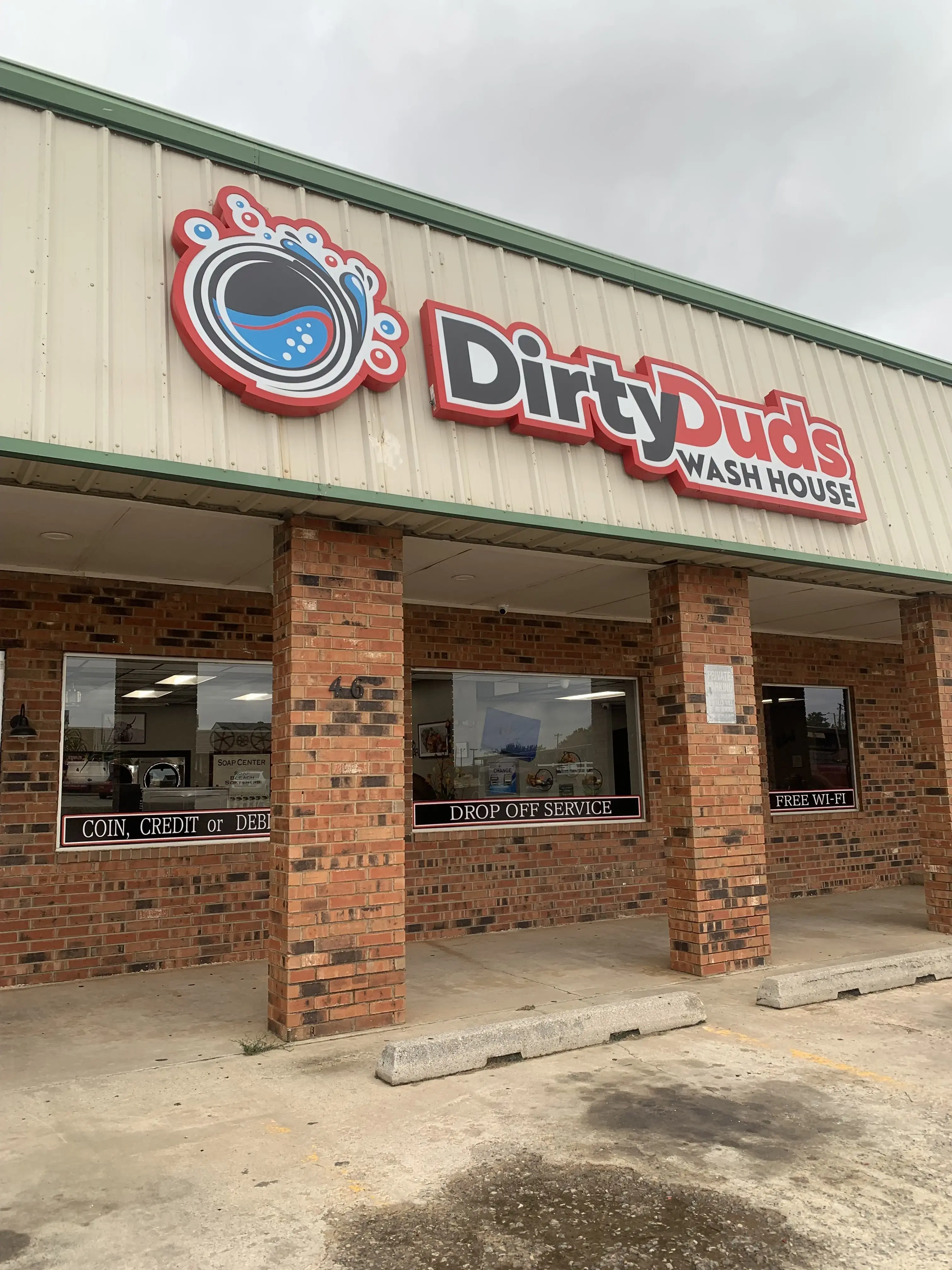 Dirty Duds Wash House - Image 3