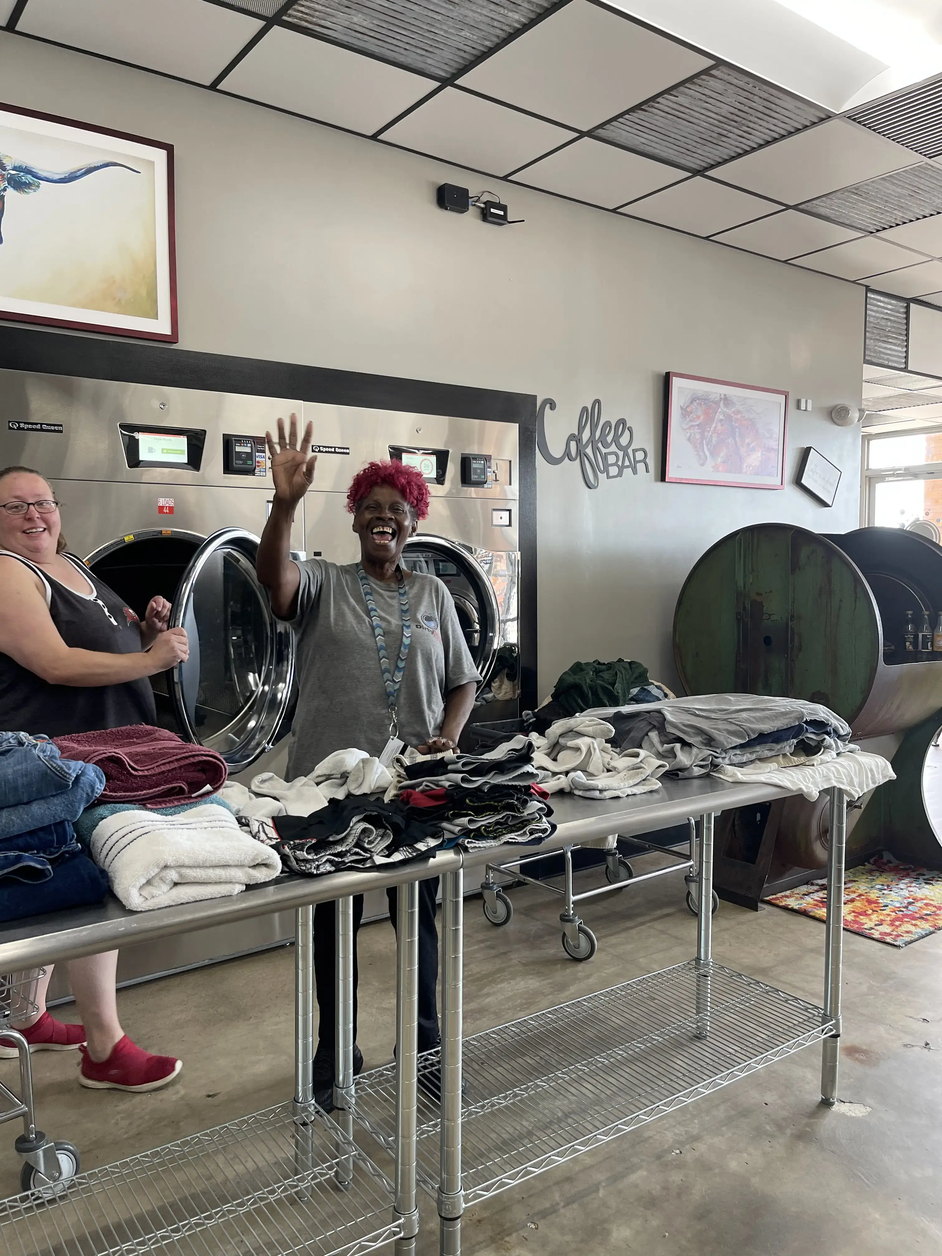 Dirty Duds Wash House - Image 12