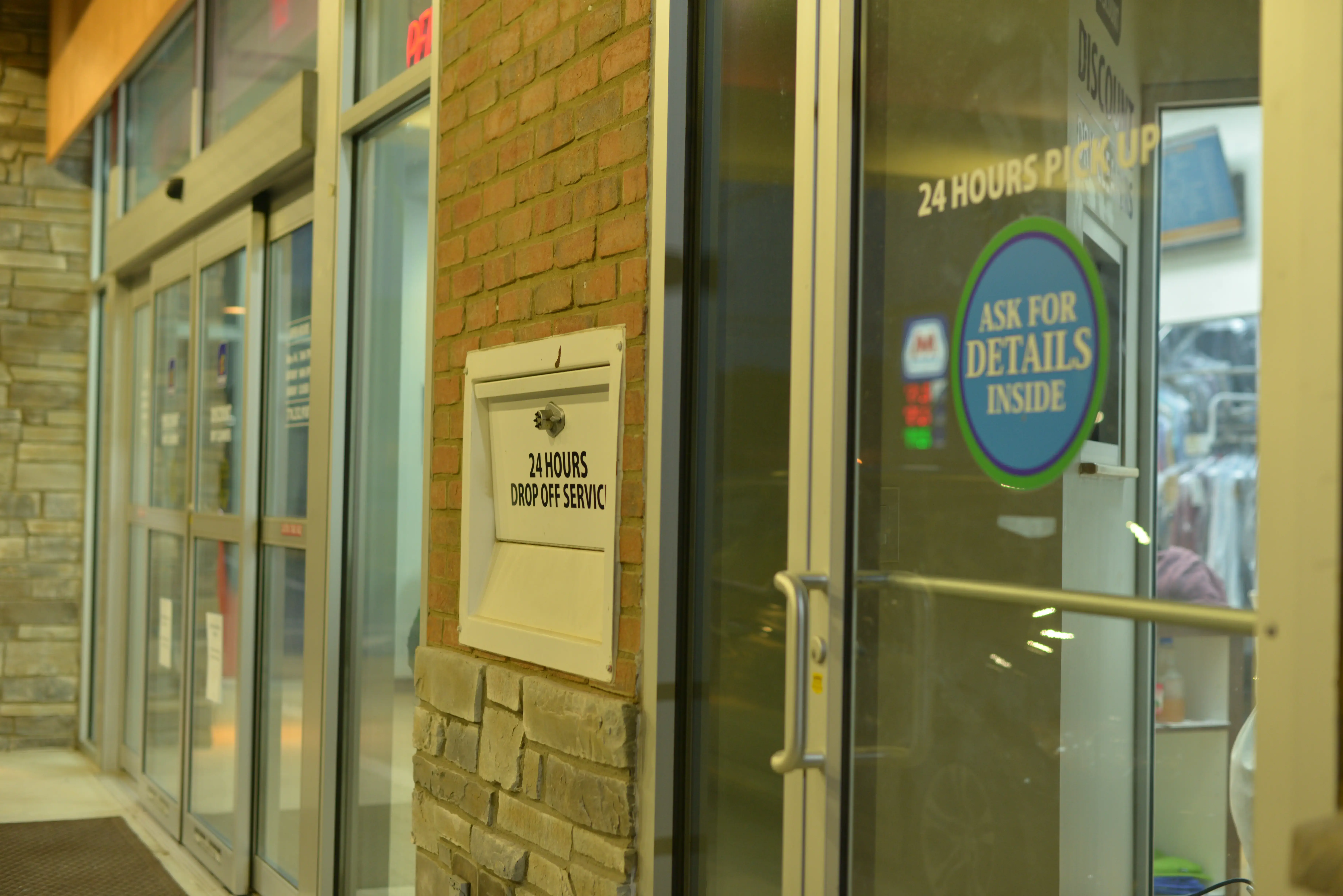 Discount Dry Cleaners thumbnail 12