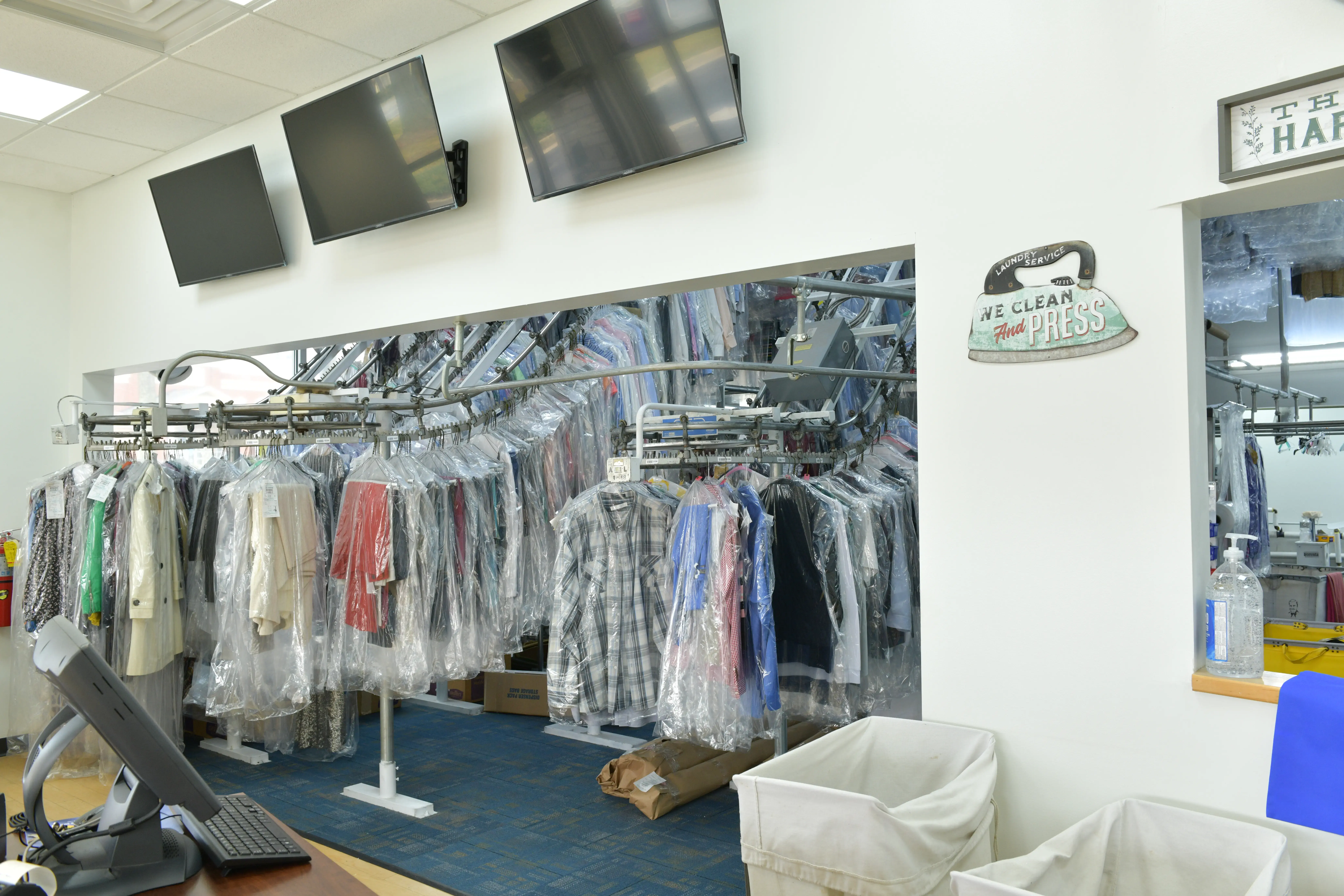 Discount Dry Cleaners thumbnail 6