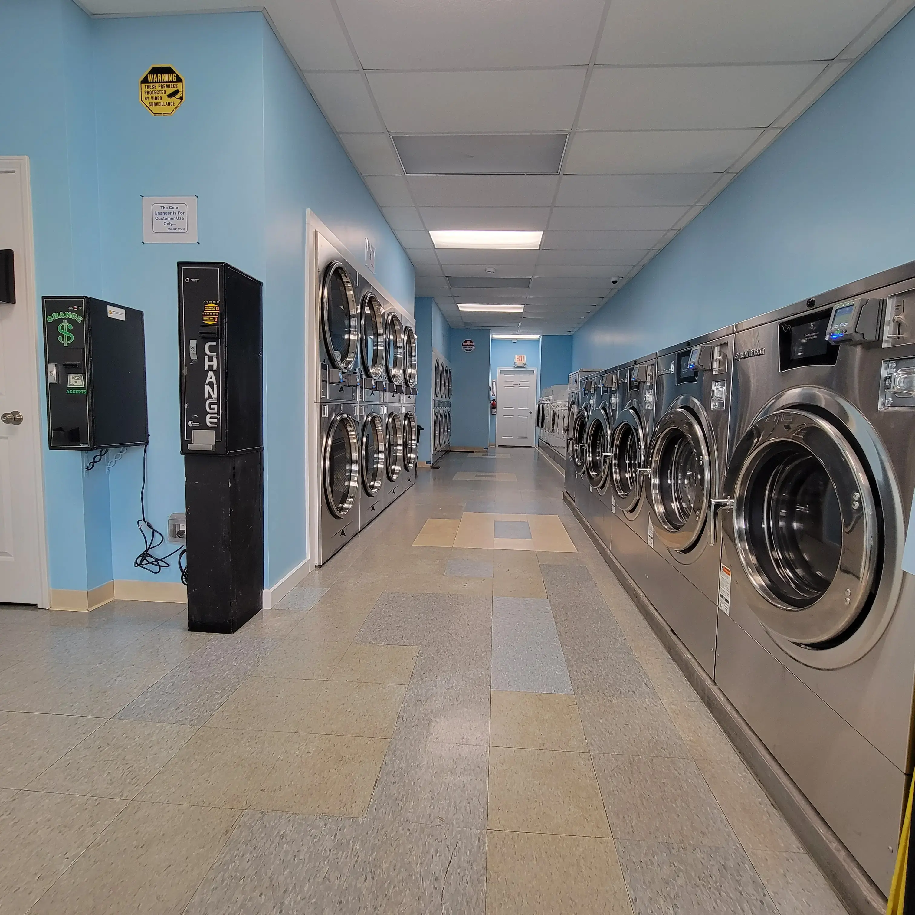 Divers Laundry Quincy thumbnail 15