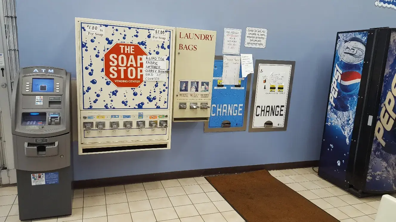 Division Street Laundry - Image 7