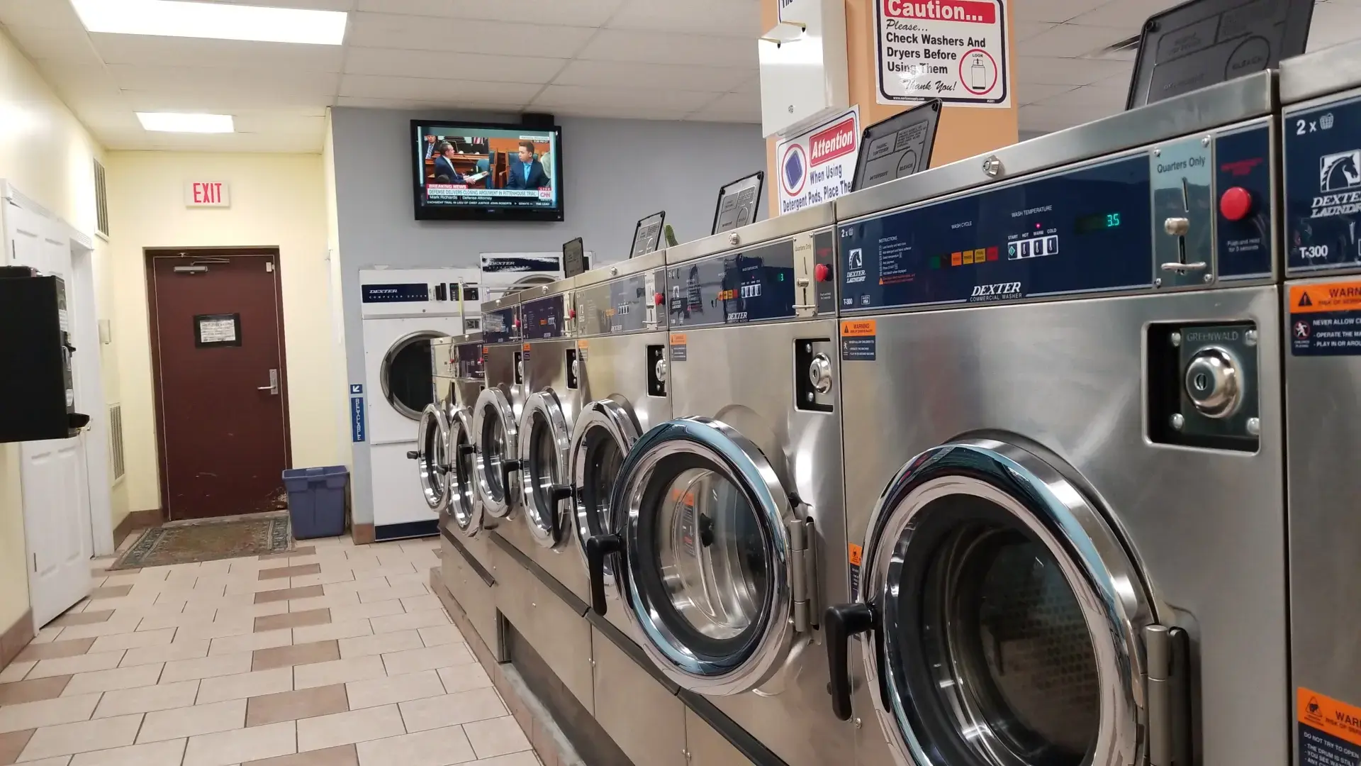 Dix Avenue Laundromat thumbnail 18