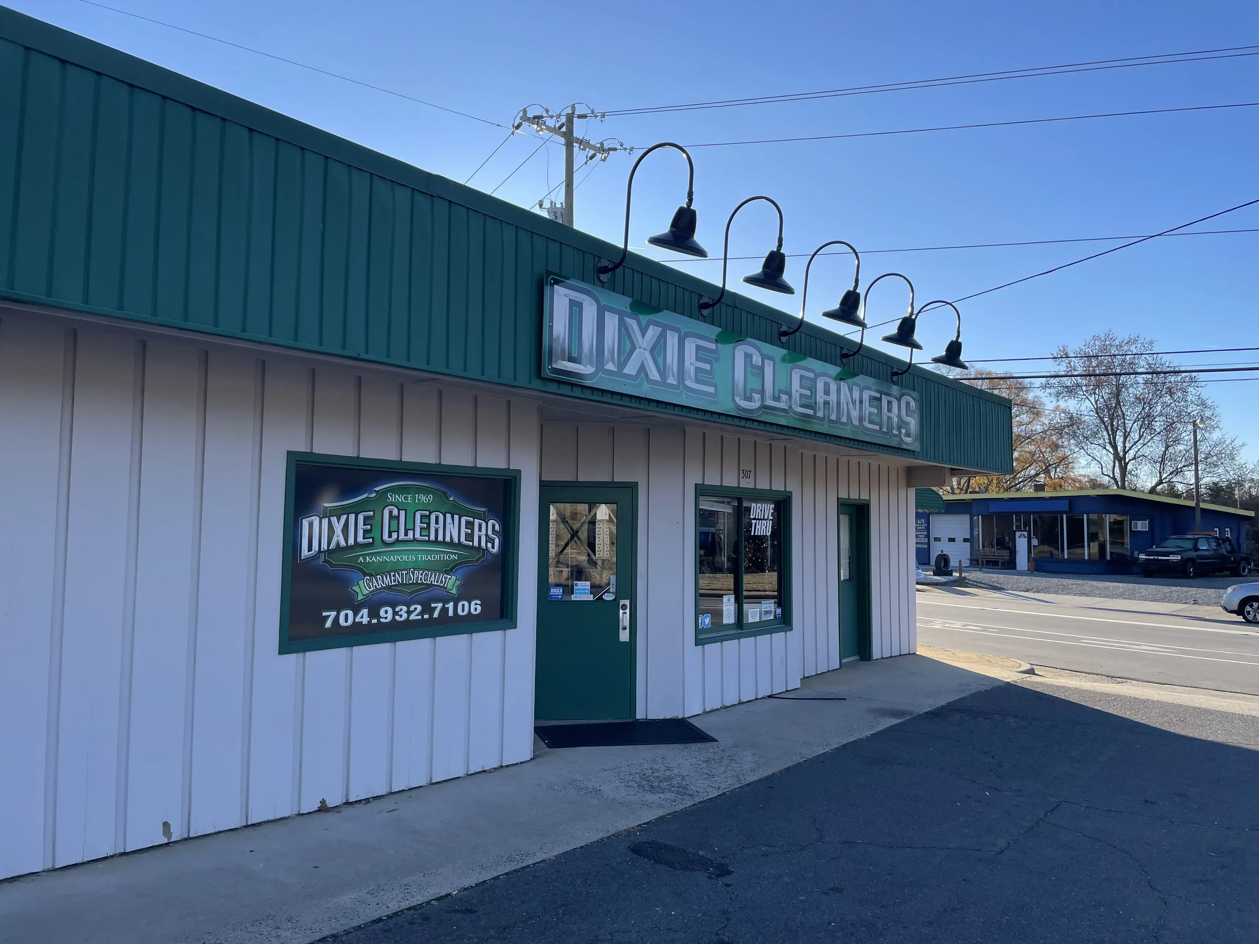 Dixie Cleaners thumbnail 20