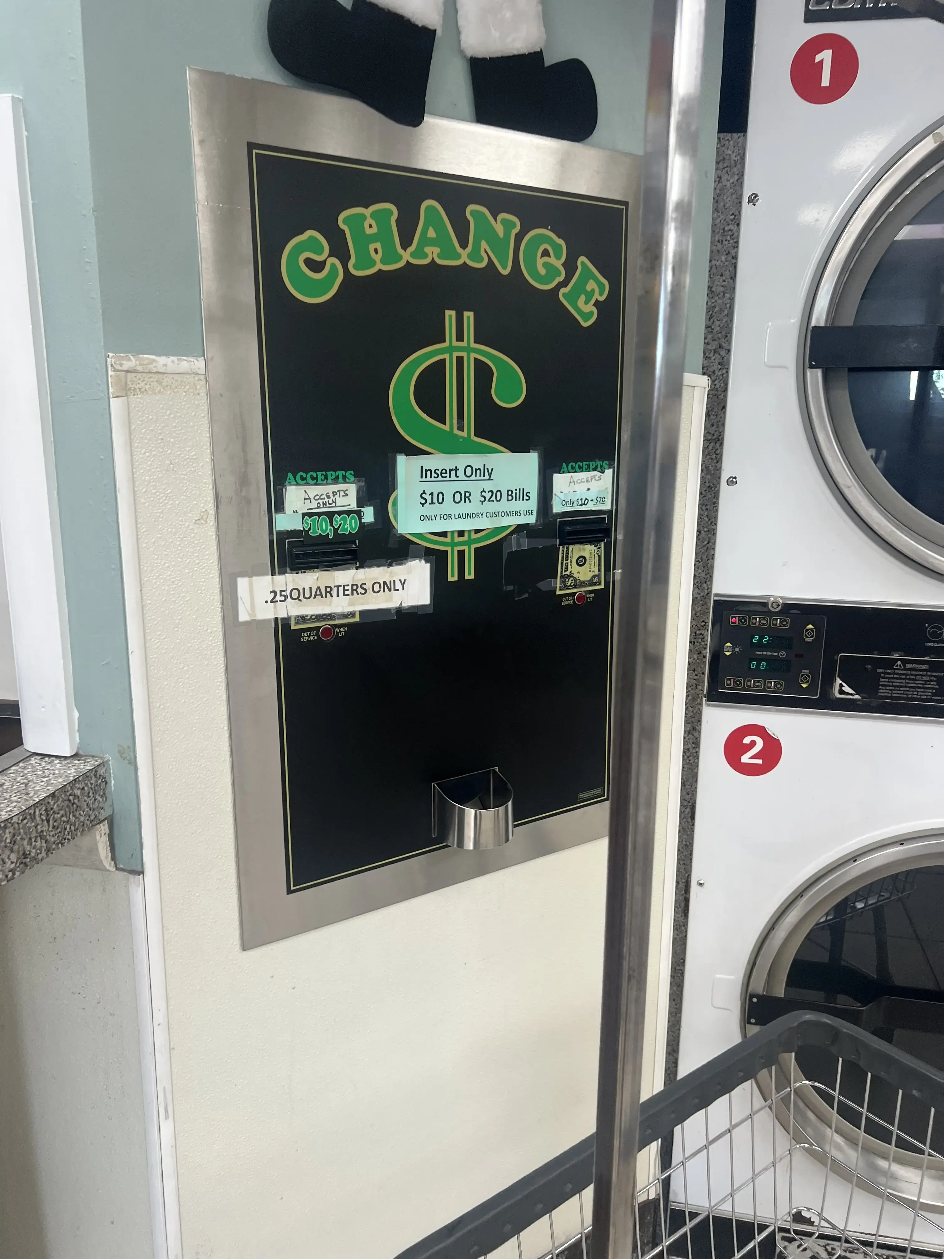 Dixie Point Coin Laundry thumbnail 4