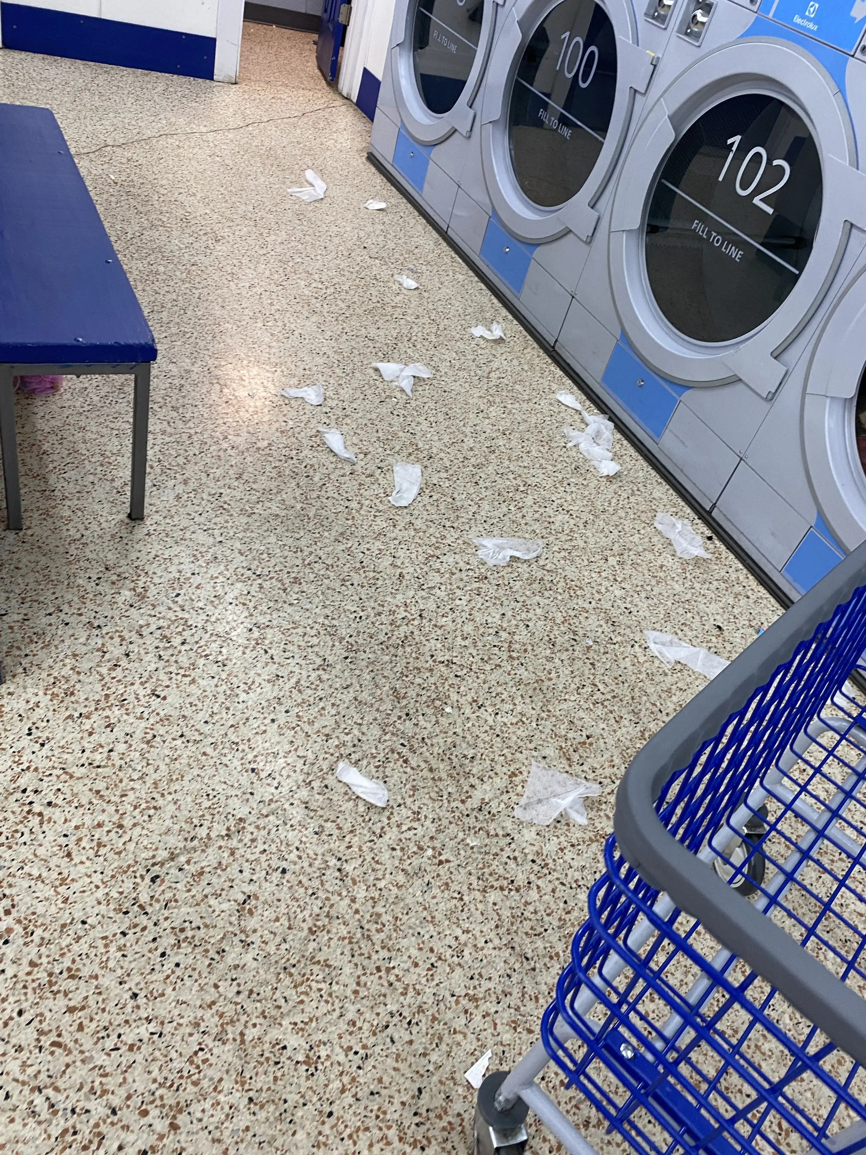 Dixie Quick Wash Laundromat thumbnail 9