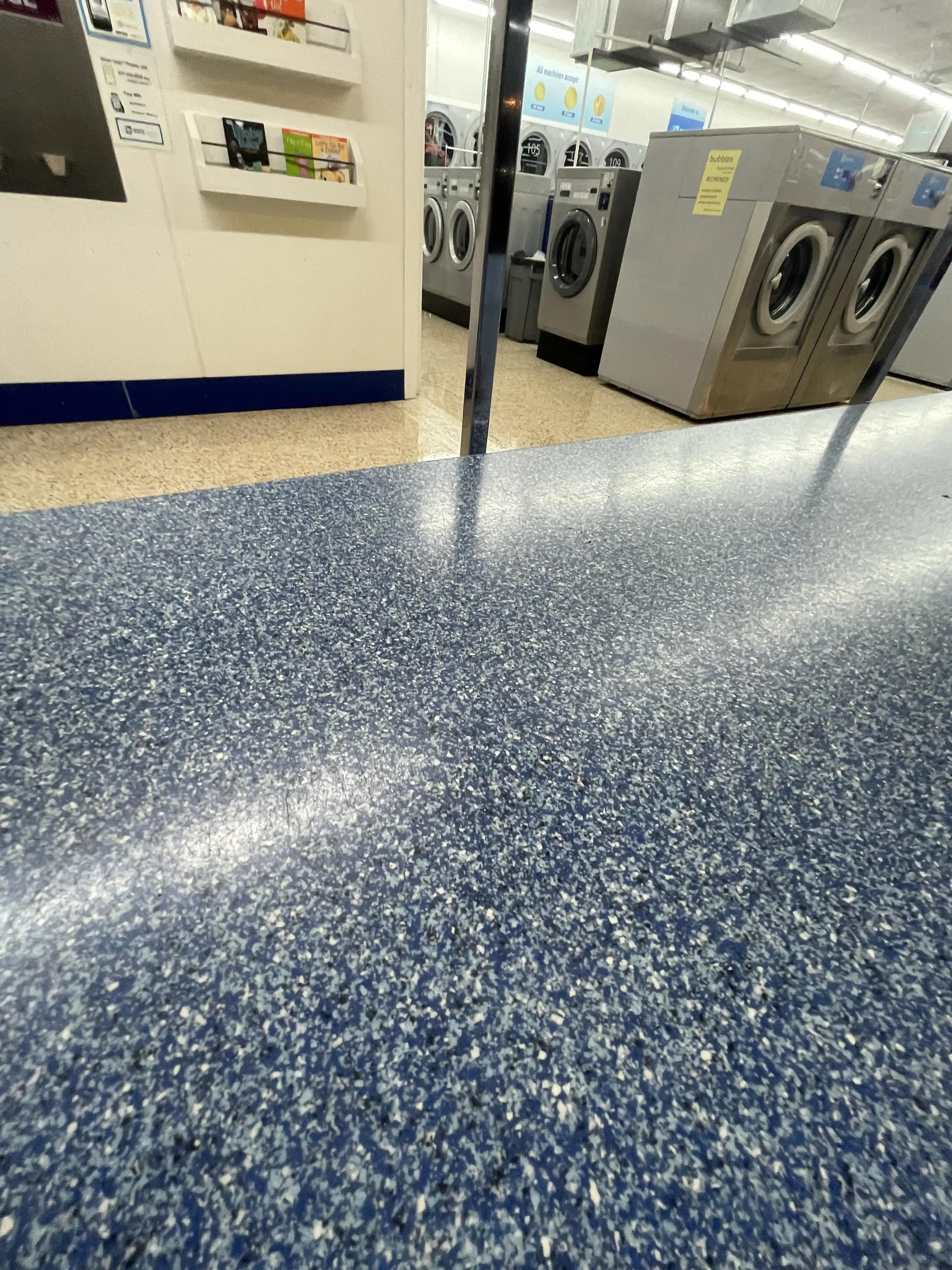 Dixie Quick Wash Laundromat thumbnail 10