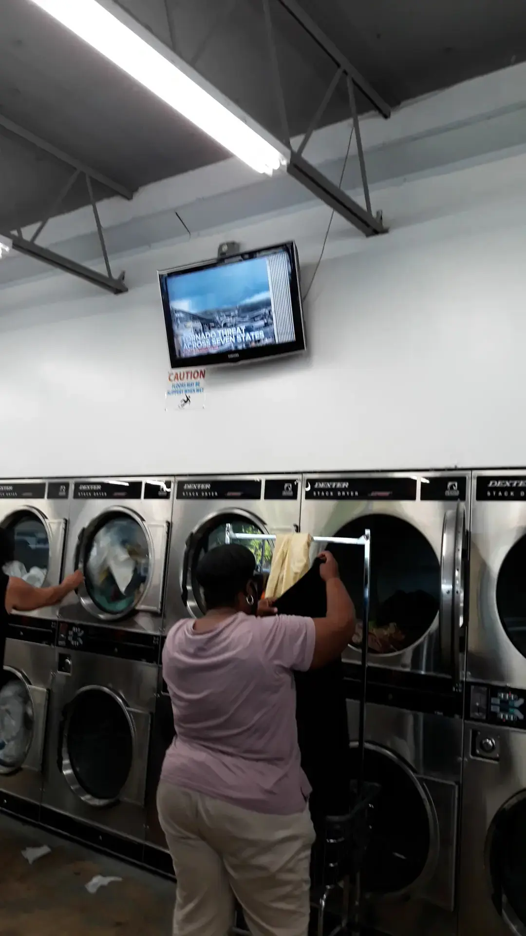 DJ Coin Laundry - Image 17