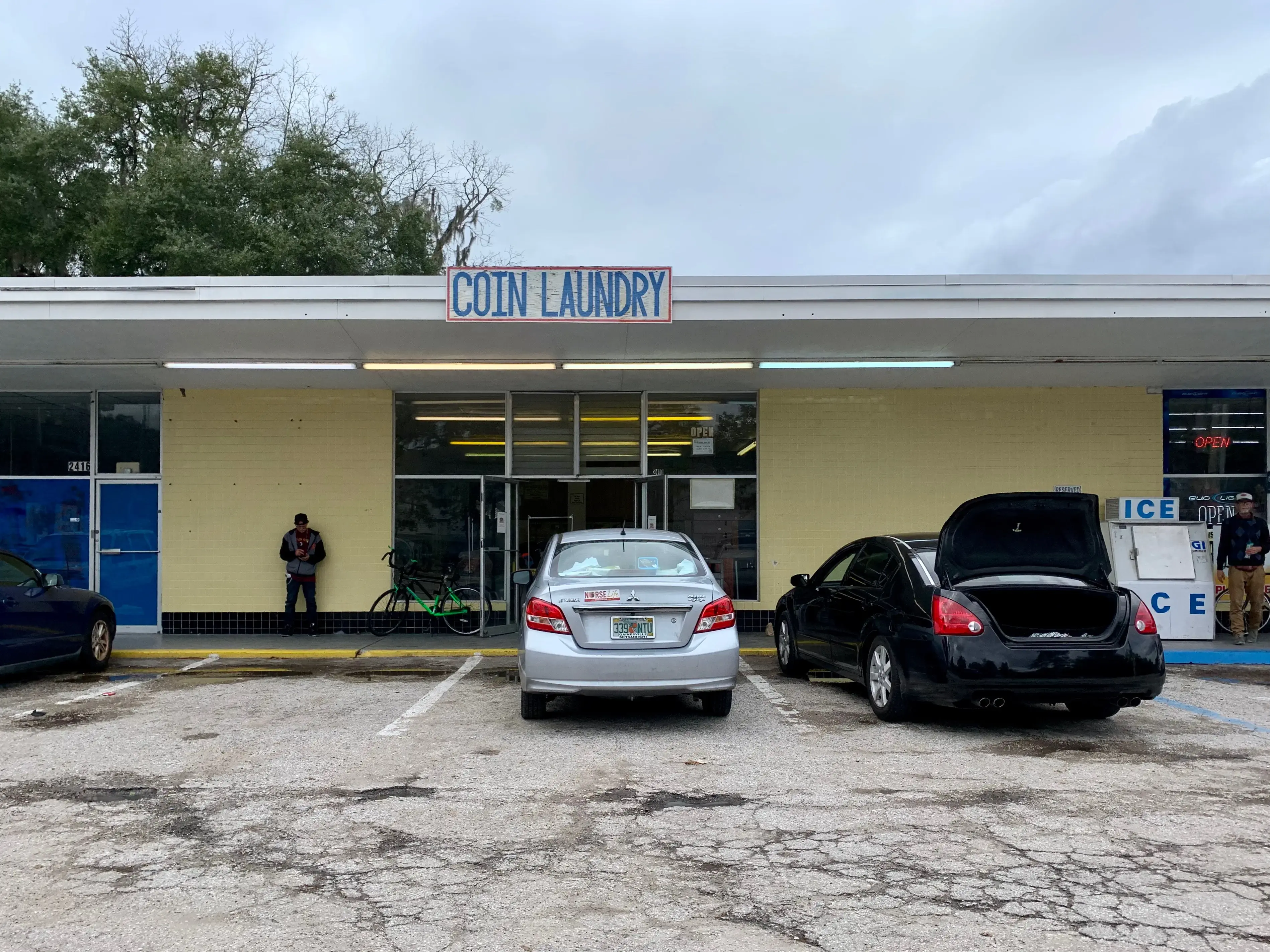 DJ Coin Laundry - Image 1