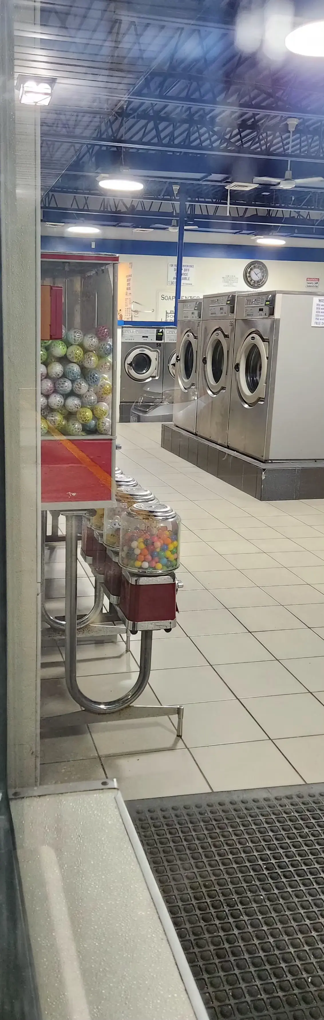 DJM Laundry Services - Image 14