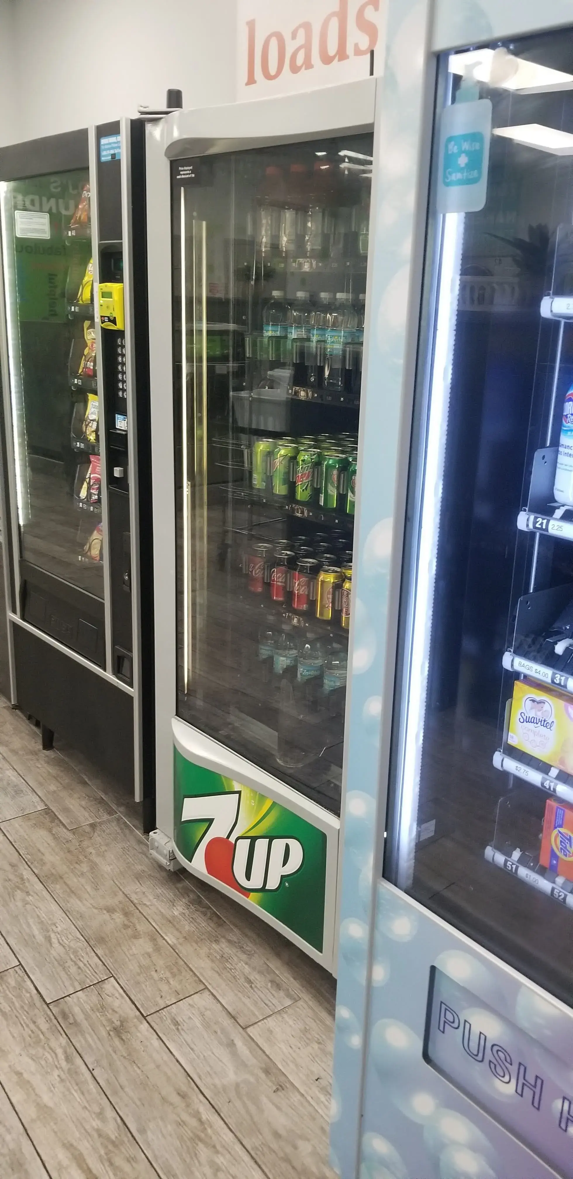 DJ's Laundromart thumbnail 14