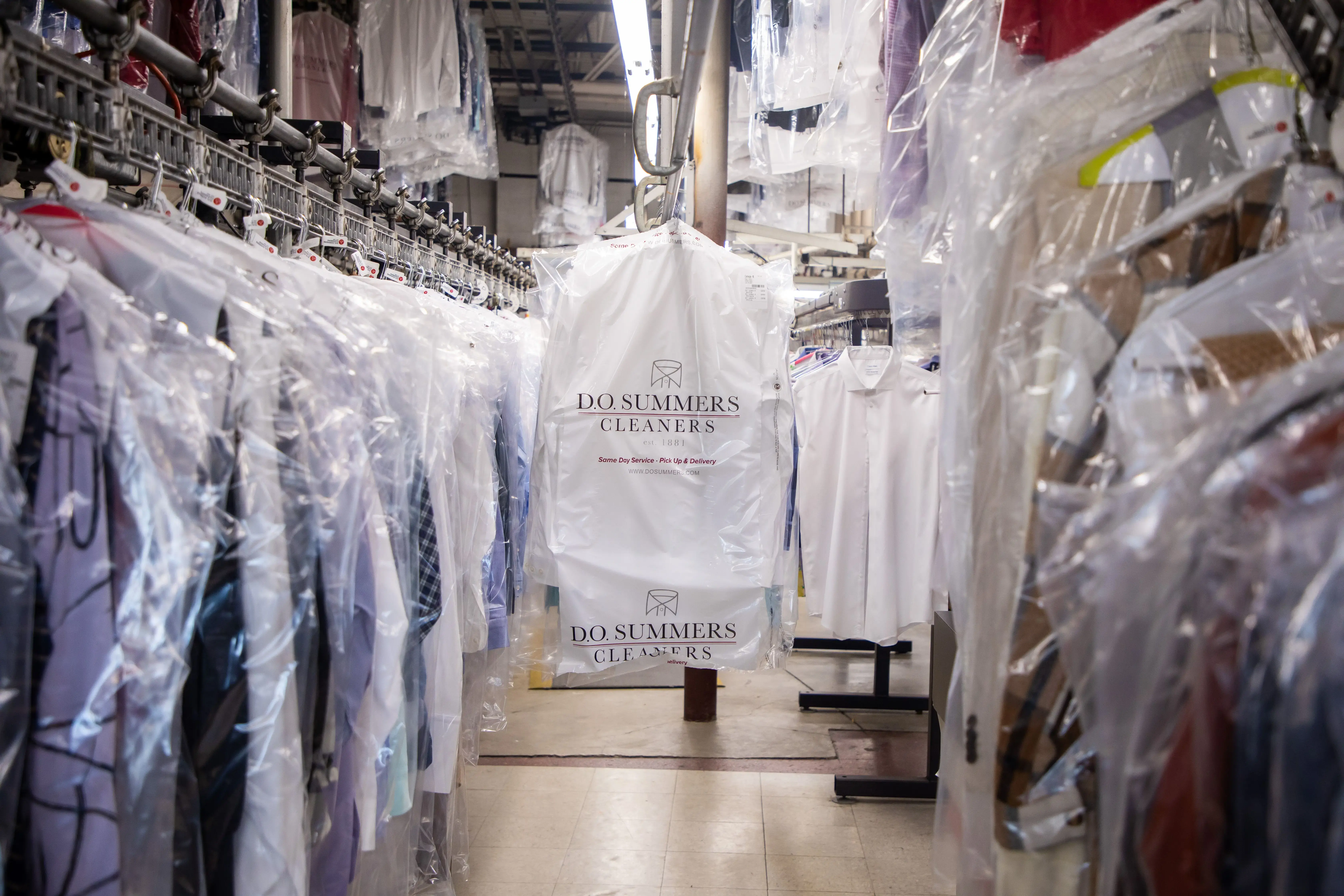 D.O. Summers Cleaners & Laundry - Downtown Cleveland - Image 6