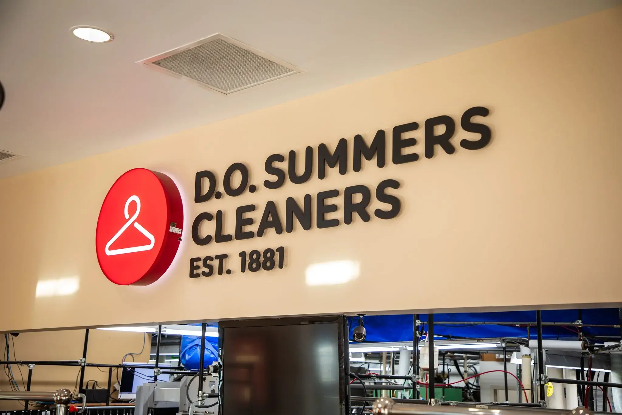 D.O. Summers Cleaners & Laundry - Hudson thumbnail 4