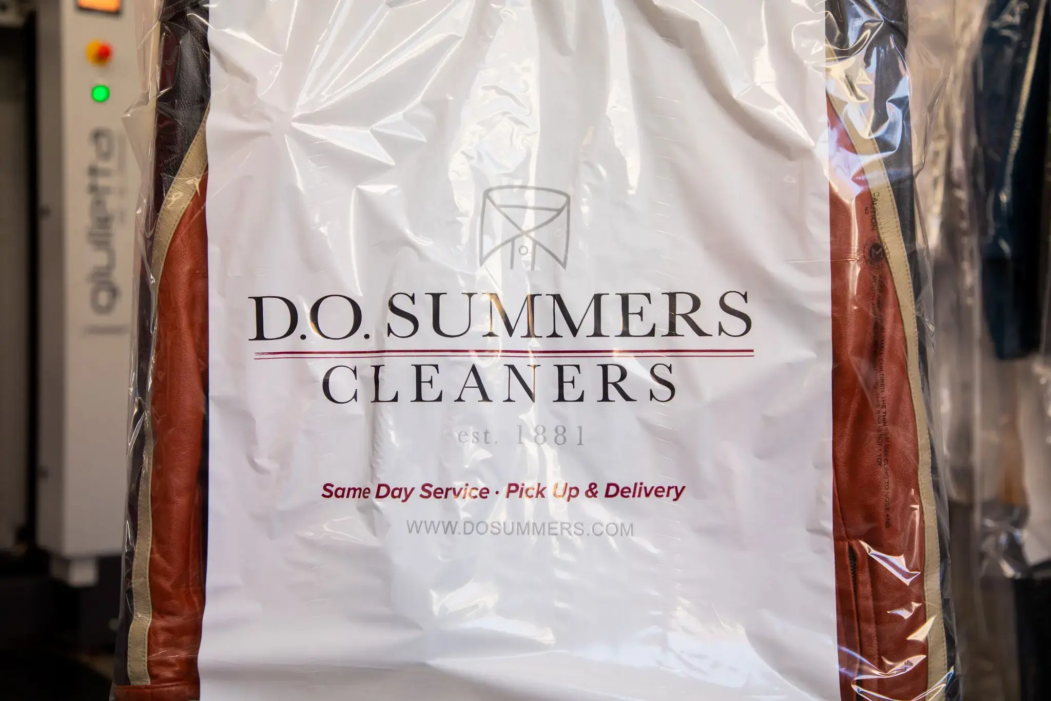 D.O. Summers Cleaners & Laundry - Mayfield Village thumbnail 6