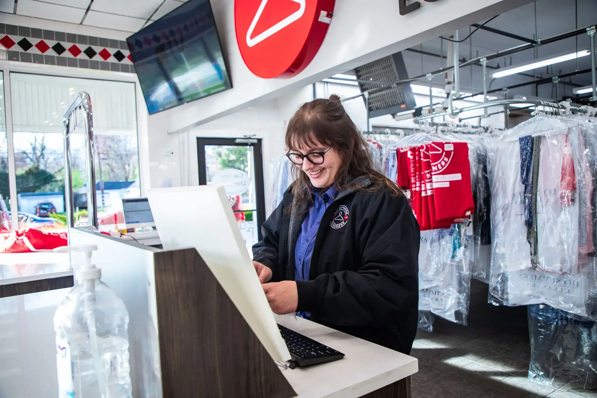 D.O. Summers Cleaners & Laundry - Mayfield Village thumbnail 2