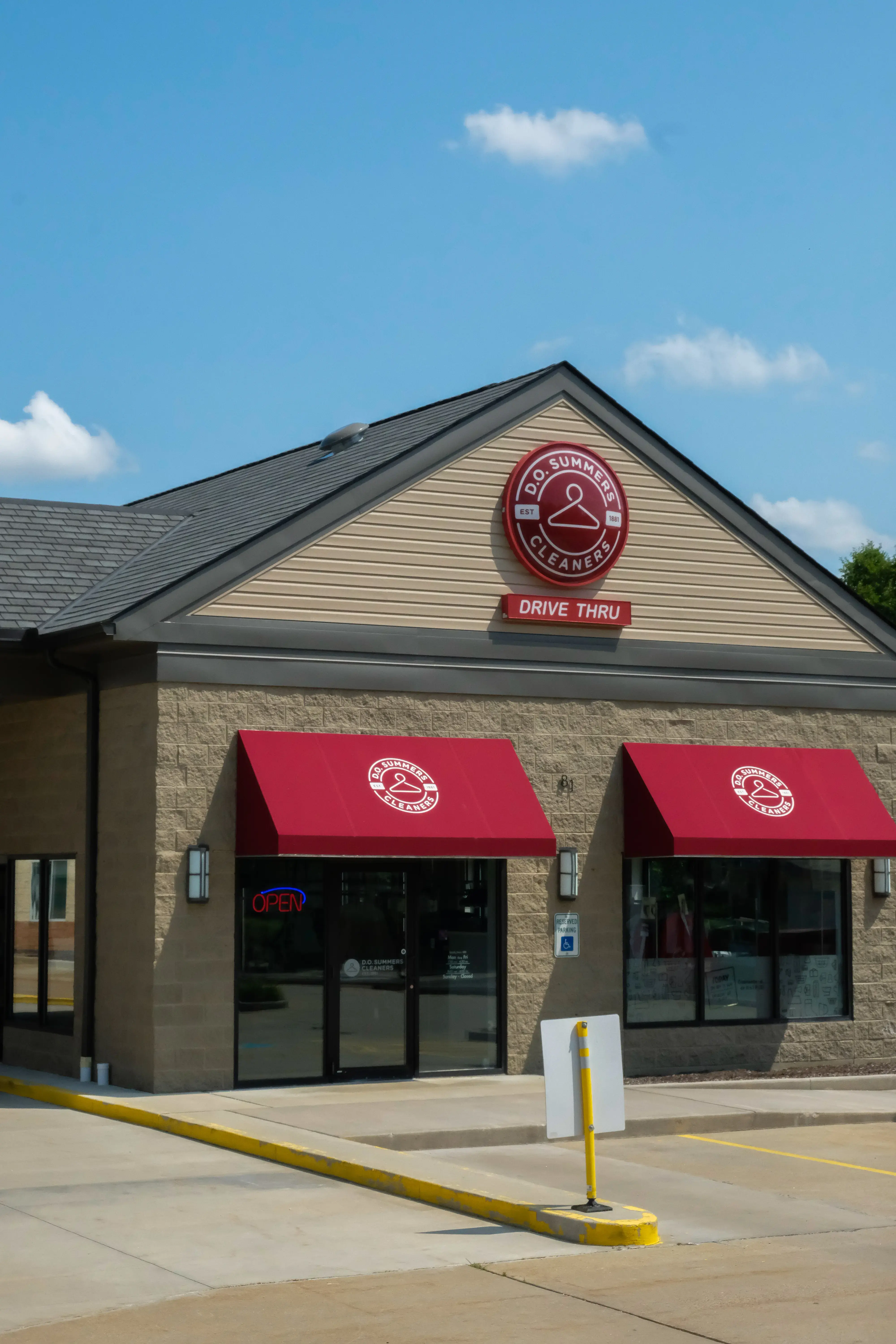 D.O. Summers Cleaners & Laundry - Northfield - Image 14