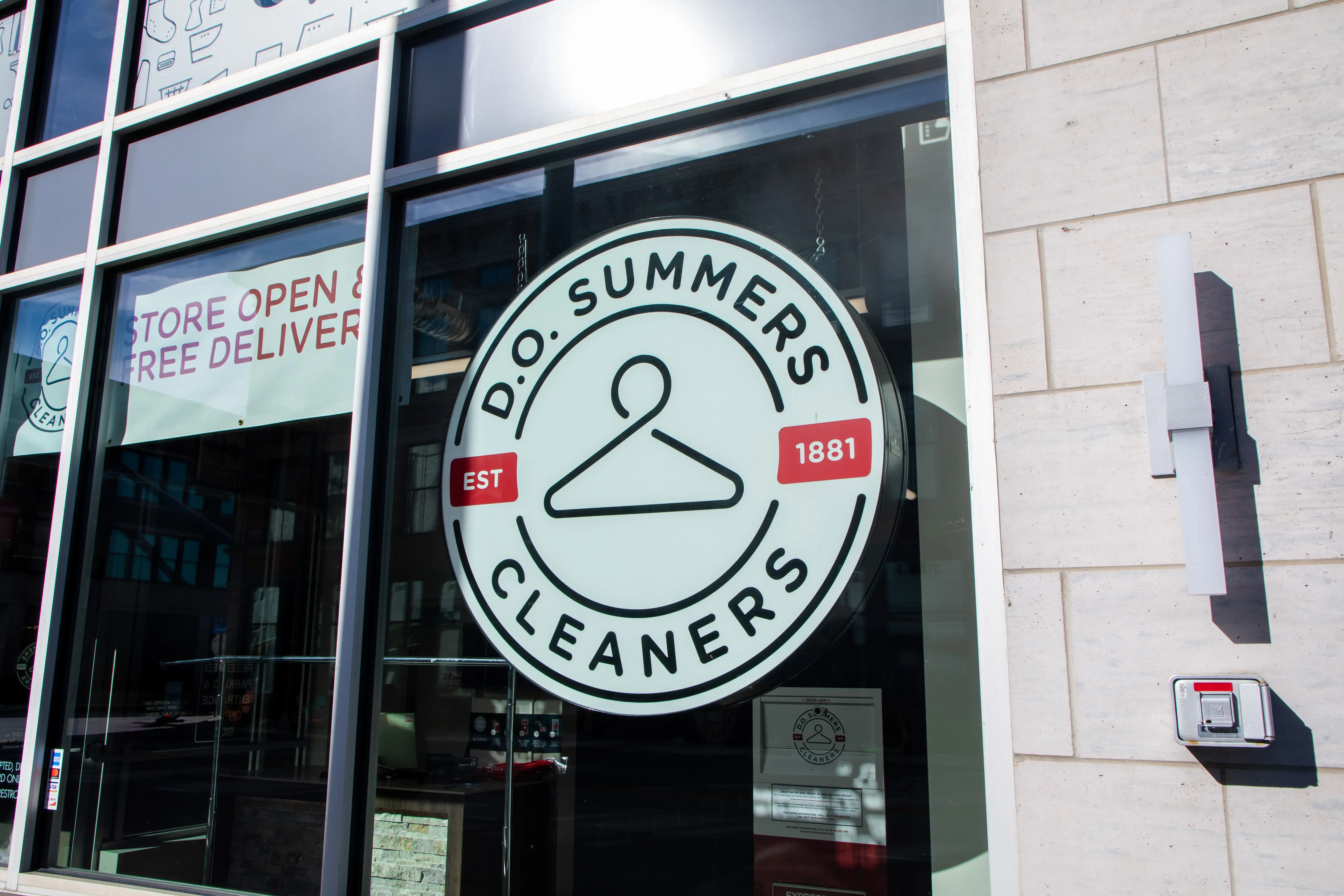D.O. Summers Cleaners & Laundry - Ohio City thumbnail 15