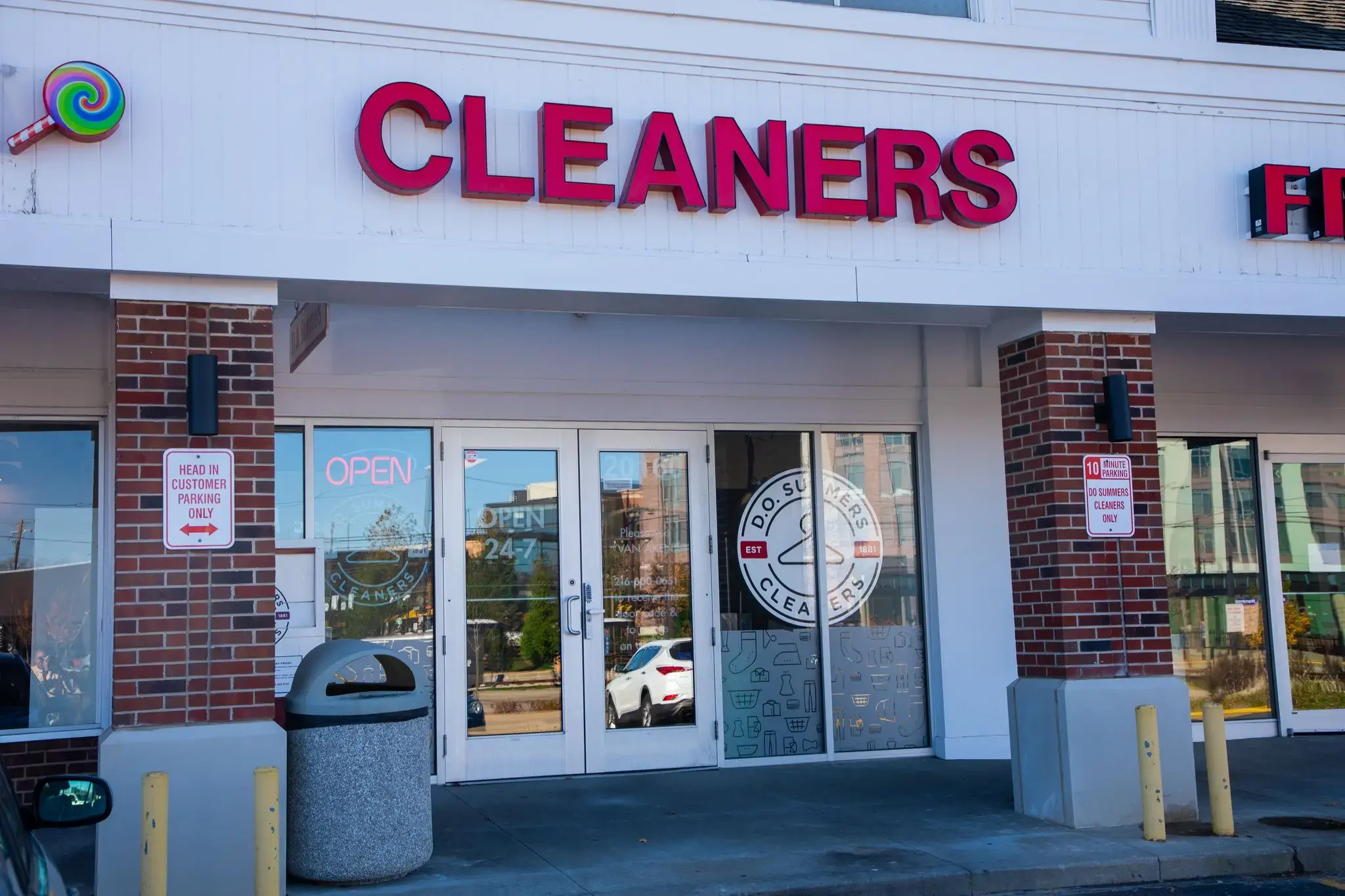 D.O. Summers Cleaners & Laundry - Shaker thumbnail 15