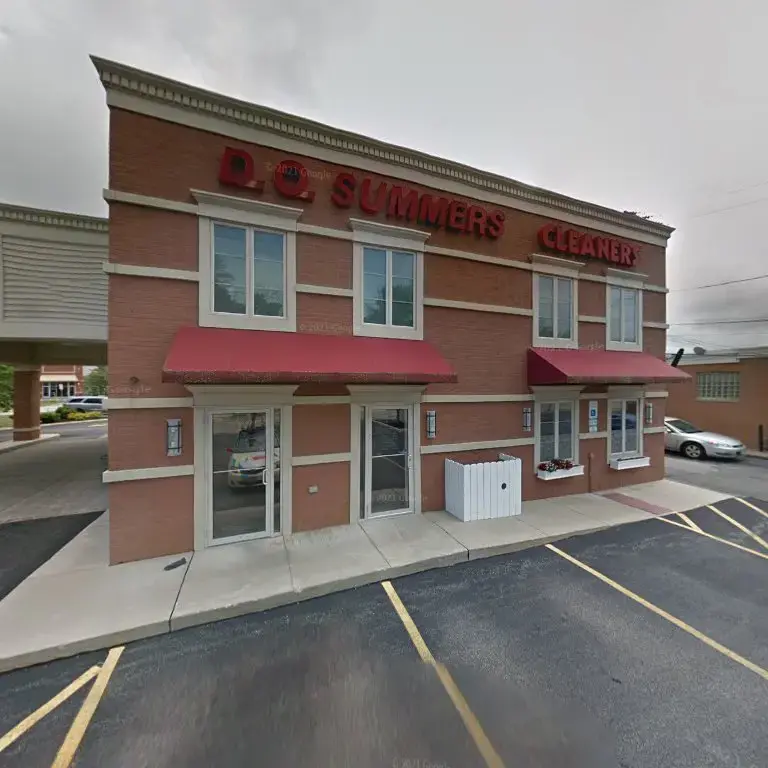 D.O. Summers Cleaners & Laundry - Solon thumbnail 18