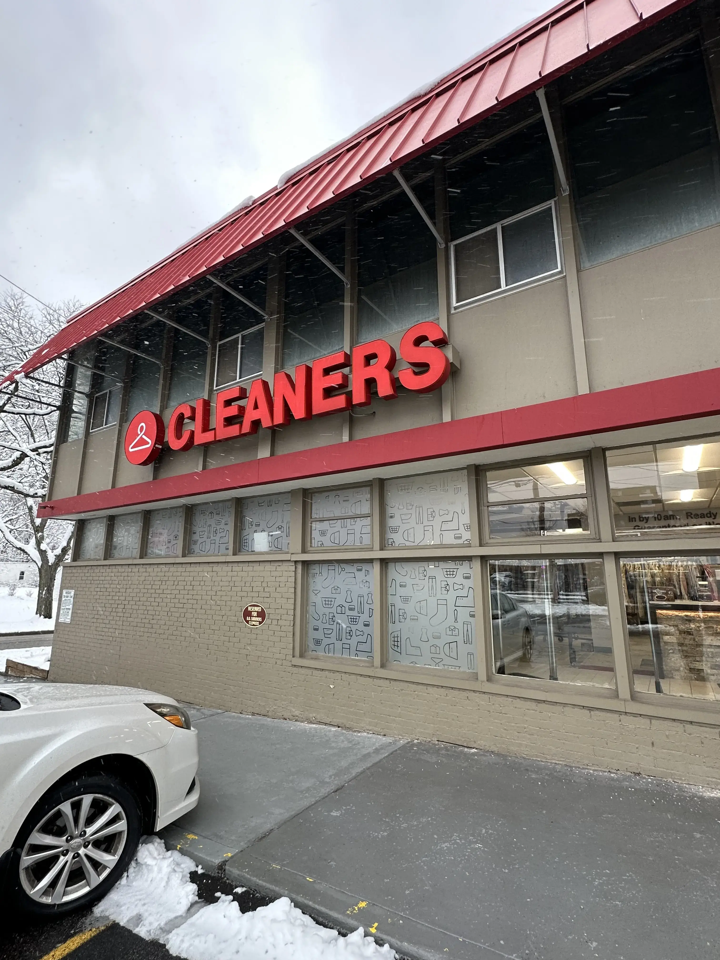 D.O. Summers Cleaners & Laundry - South Euclid - Image 16