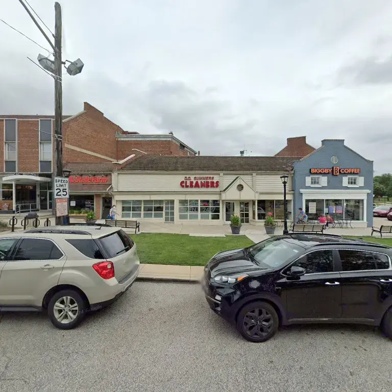 D.O. Summers Cleaners & Laundry - University Heights - Image 18