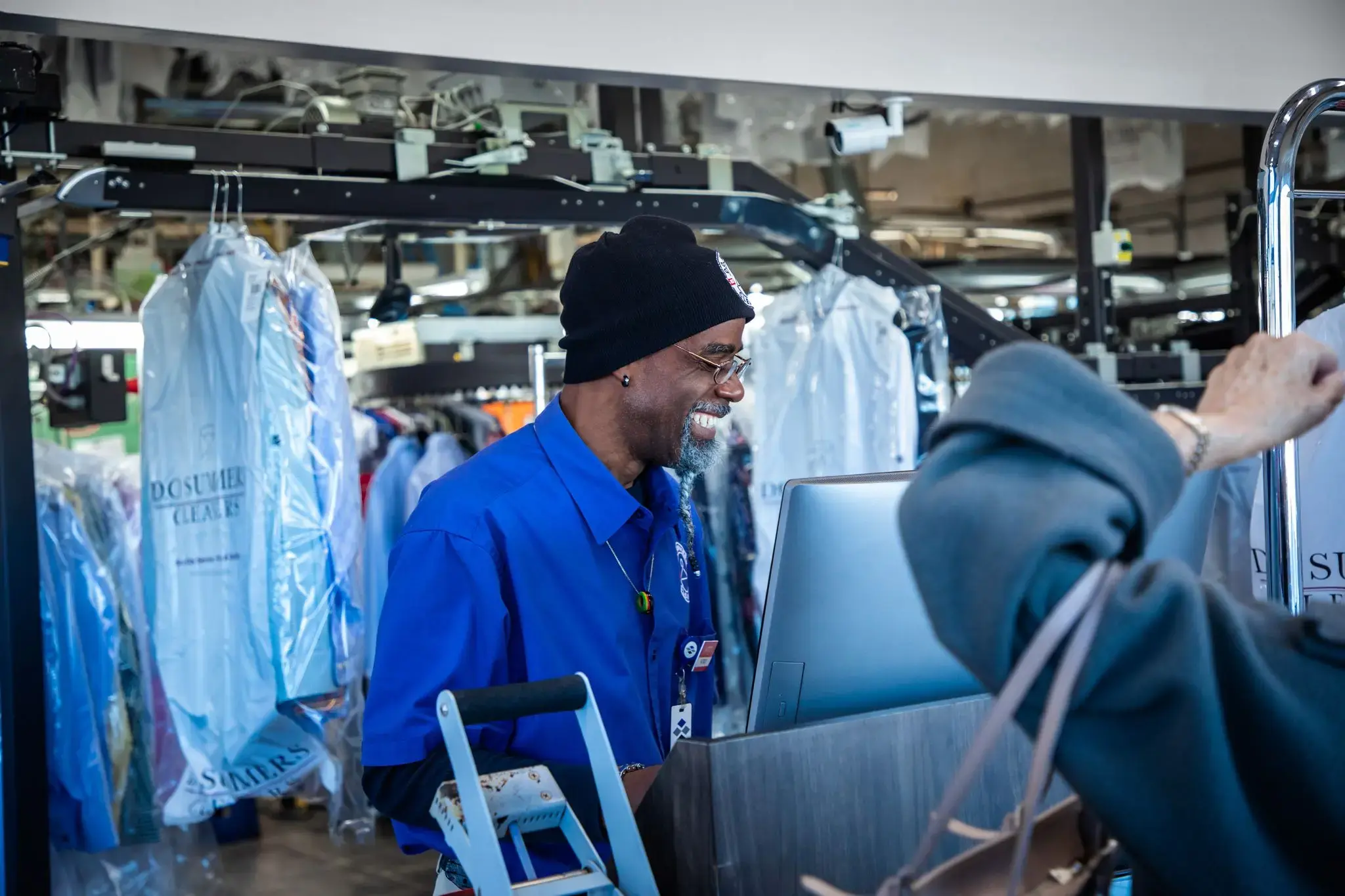 D.O. Summers Cleaners & Laundry - Woodmere - Image 5