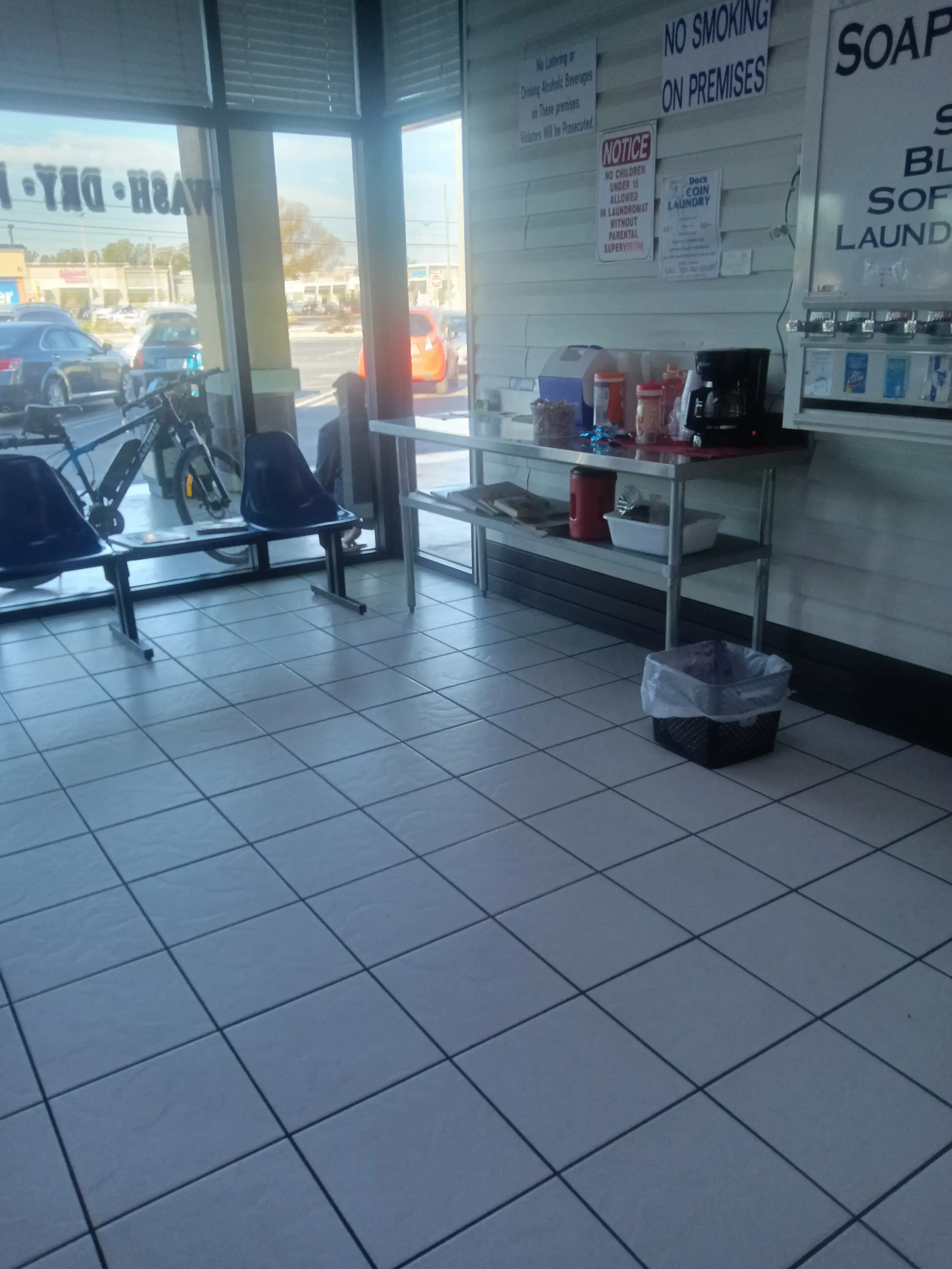 Doc's Coin Laundry - Image 6