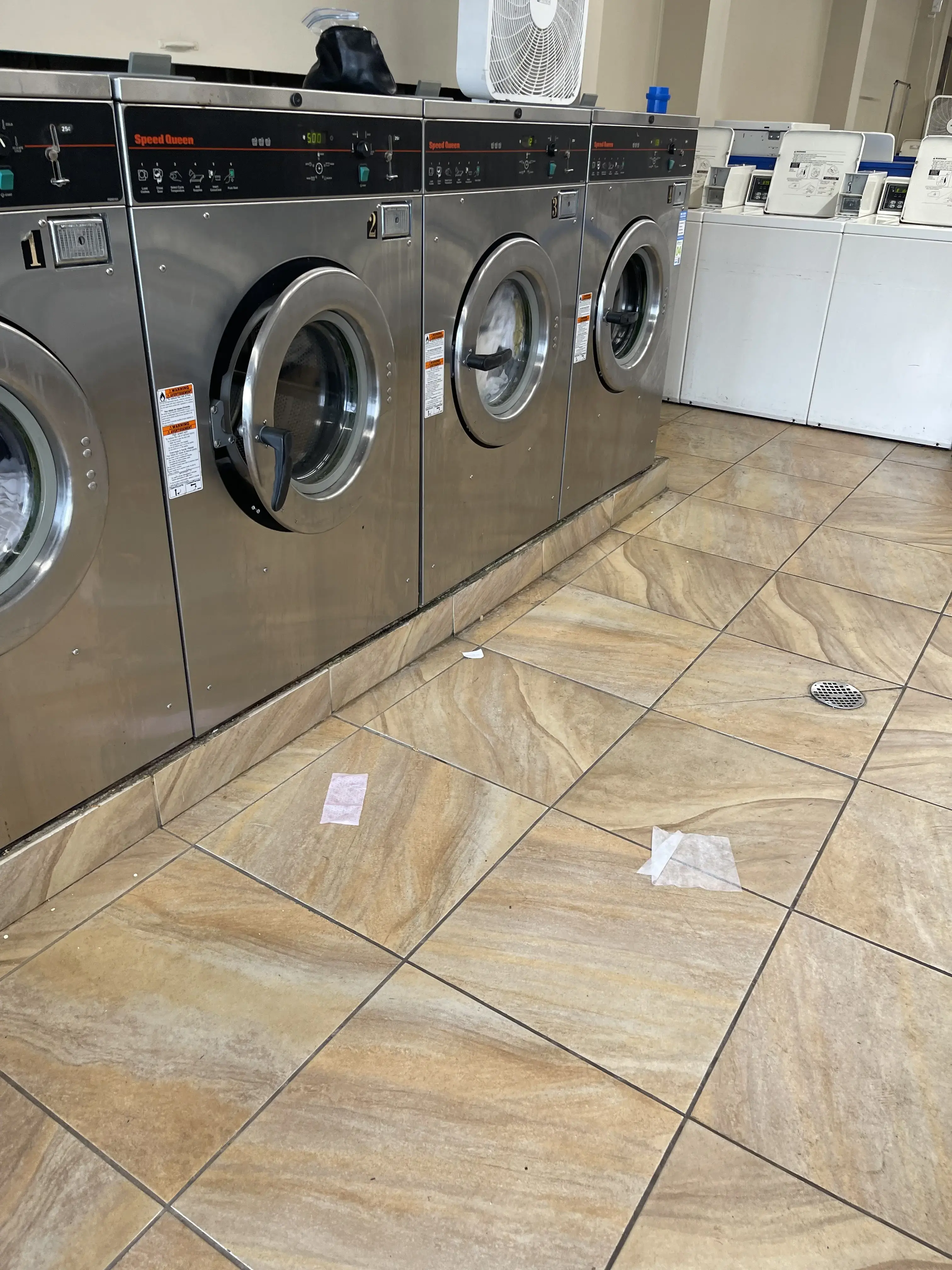 Dolly's Coin Laundry location