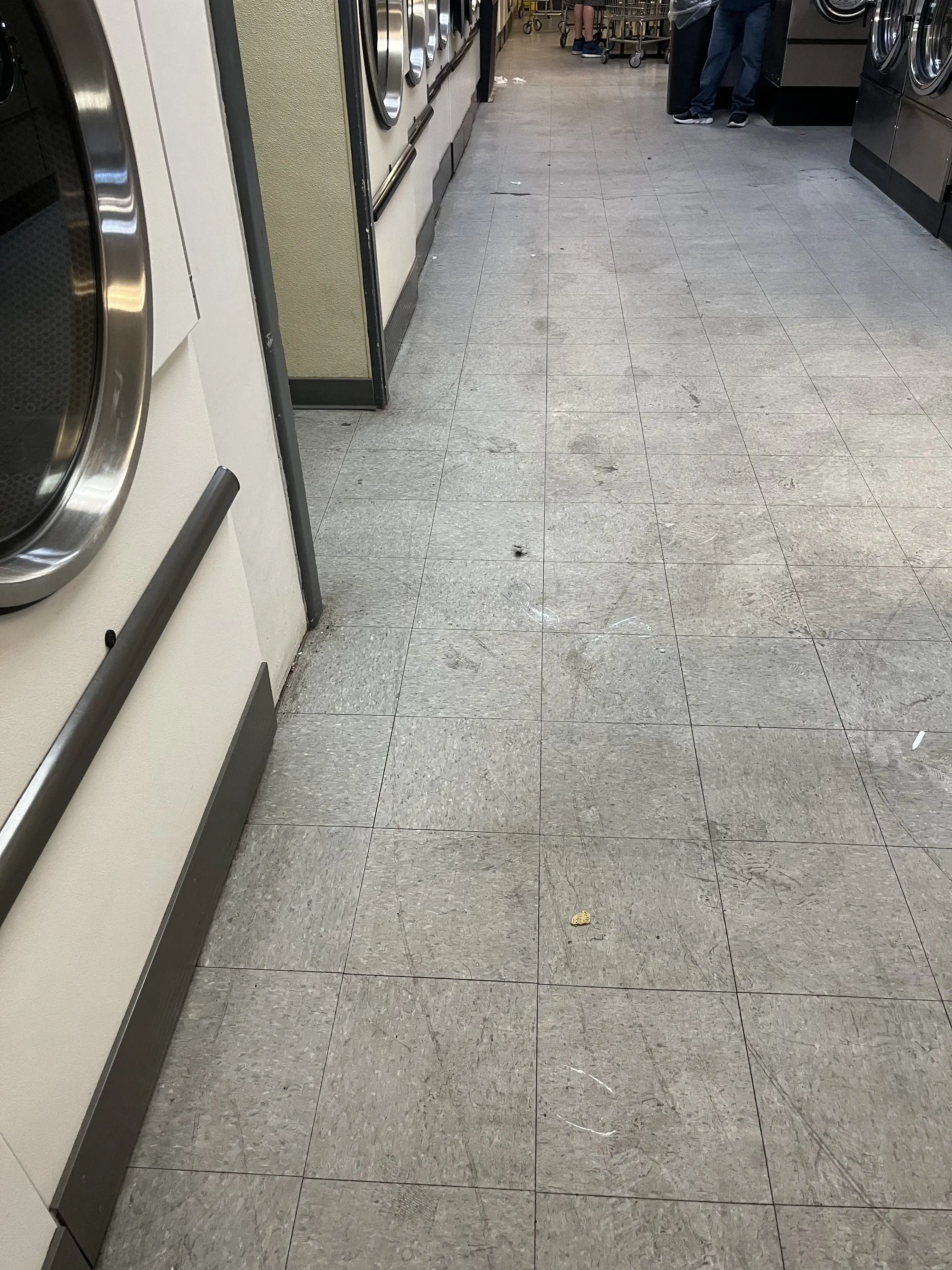 Dolly's Laundromat thumbnail 4