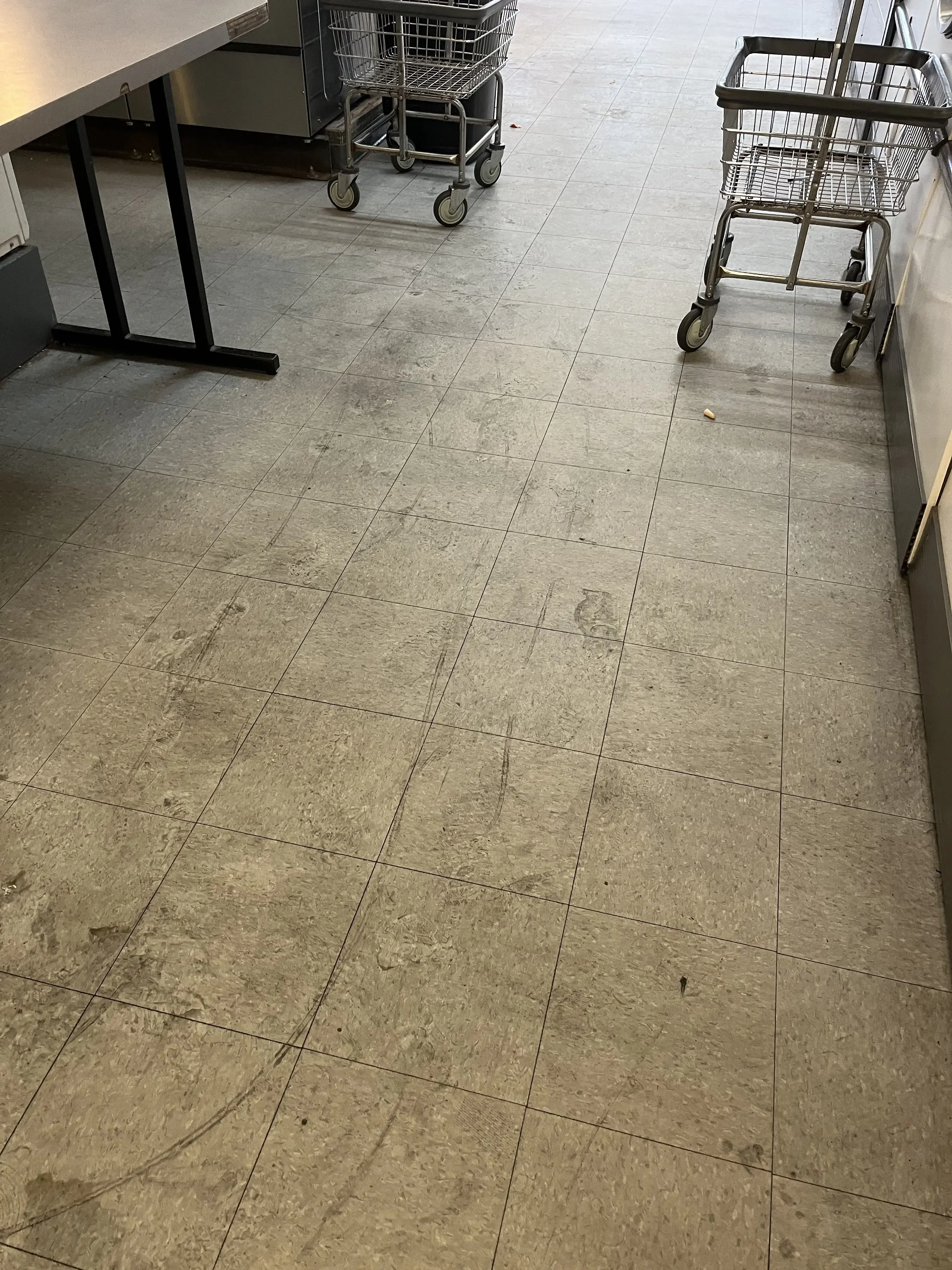 Dolly's Laundromat - Image 10