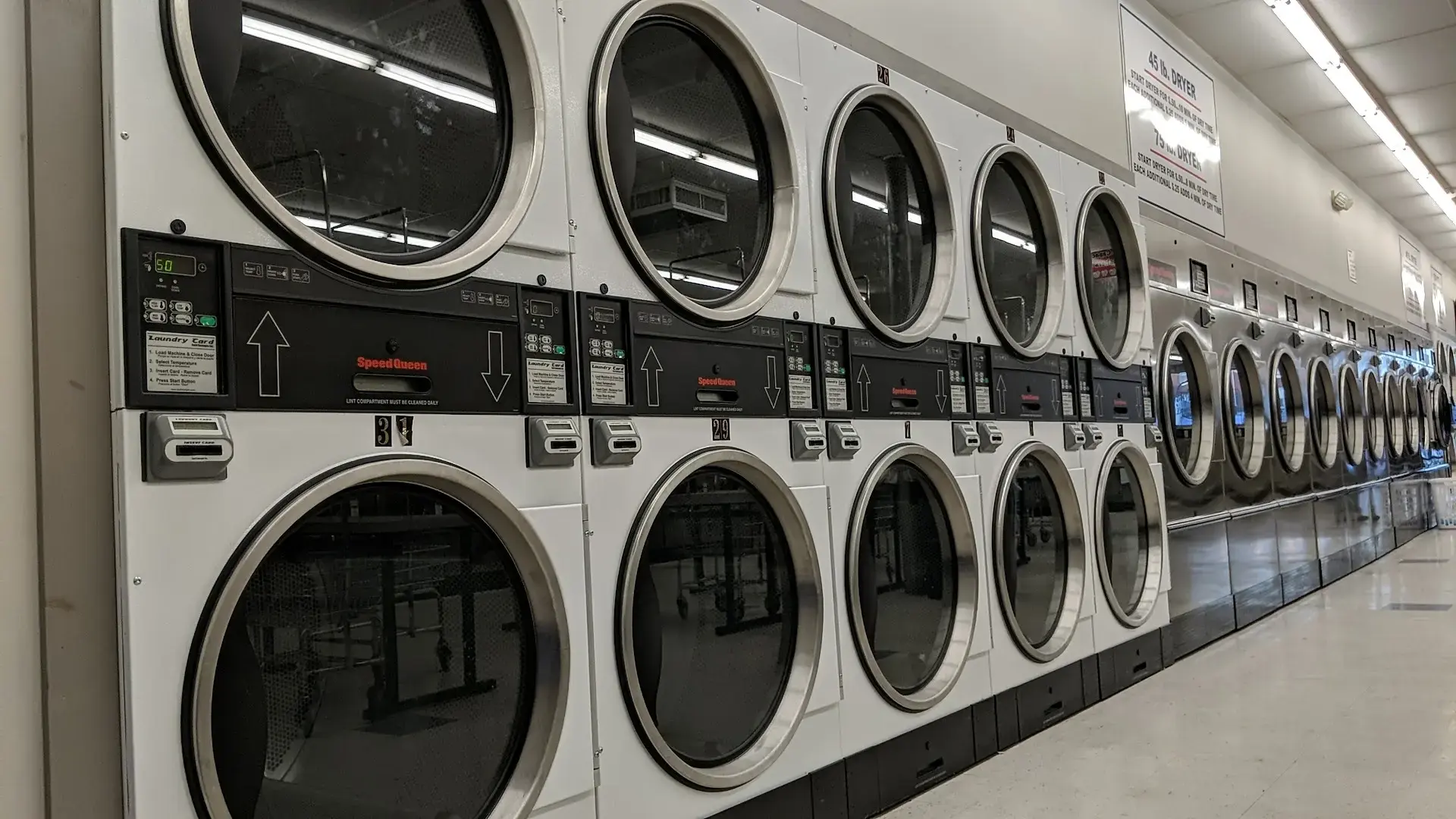 Dolly's Uptown Laundry thumbnail 11