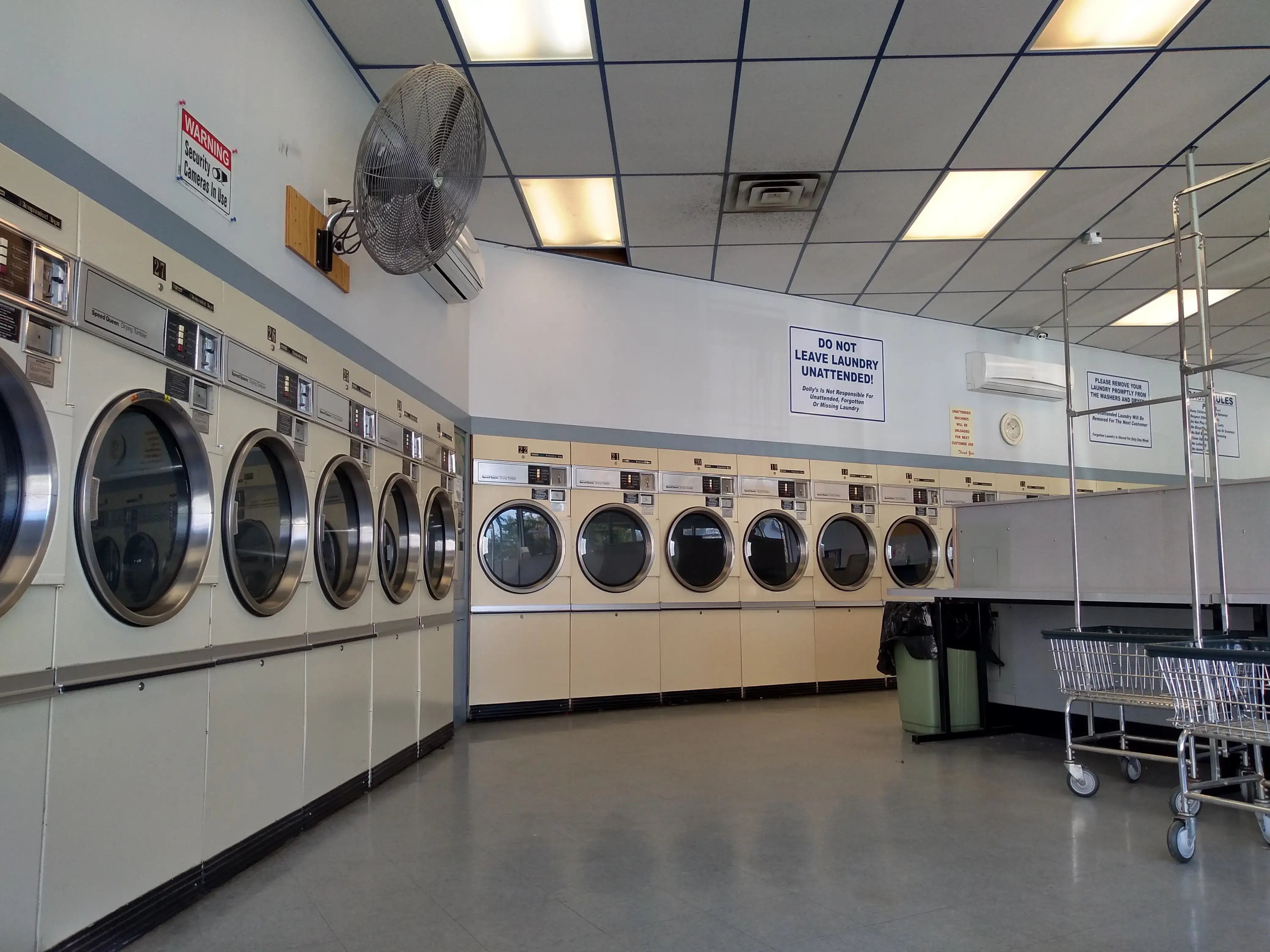 Dolly's Uptown Laundry - Image 1