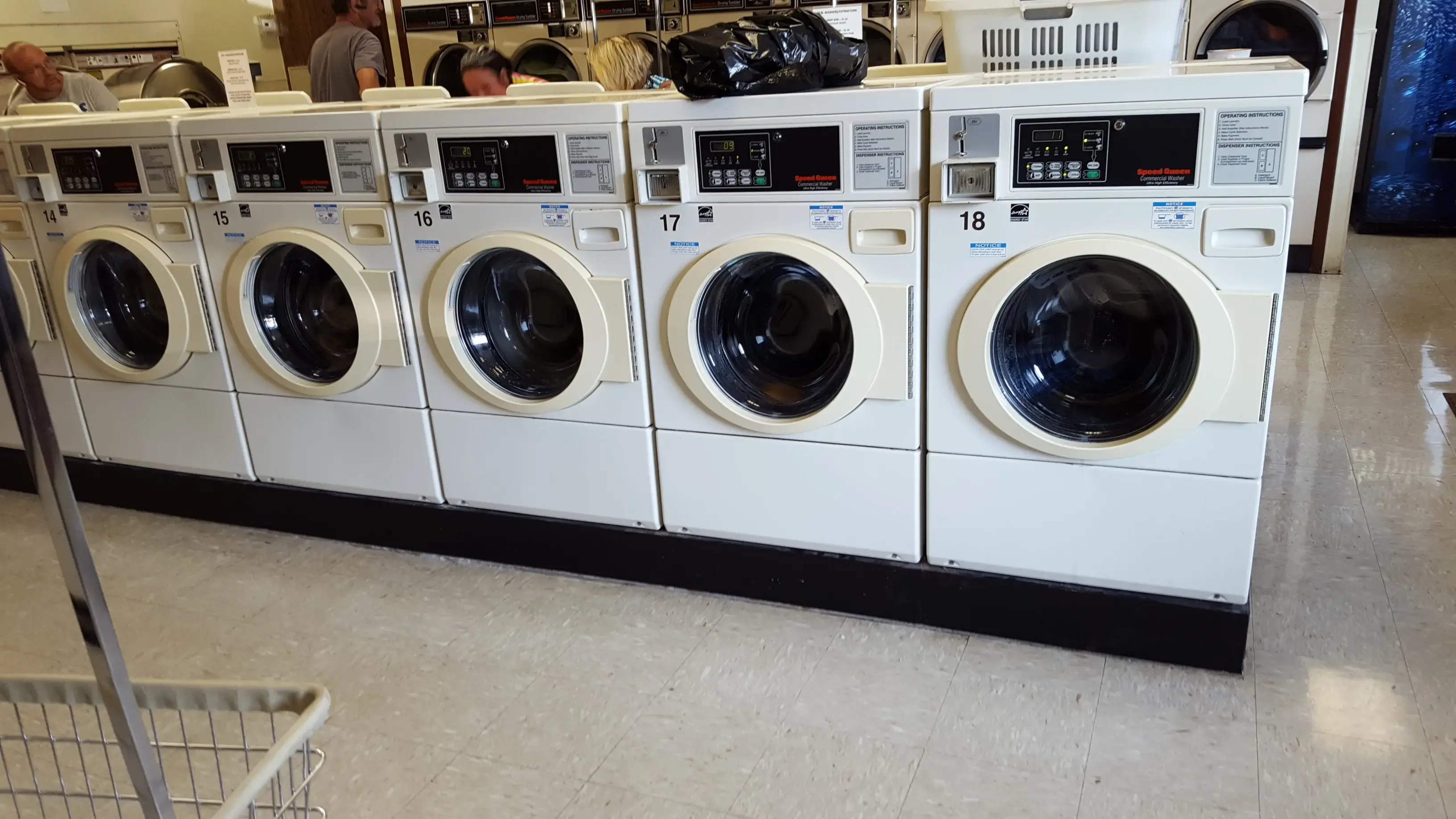 Dolly's Washhouses - Image 6