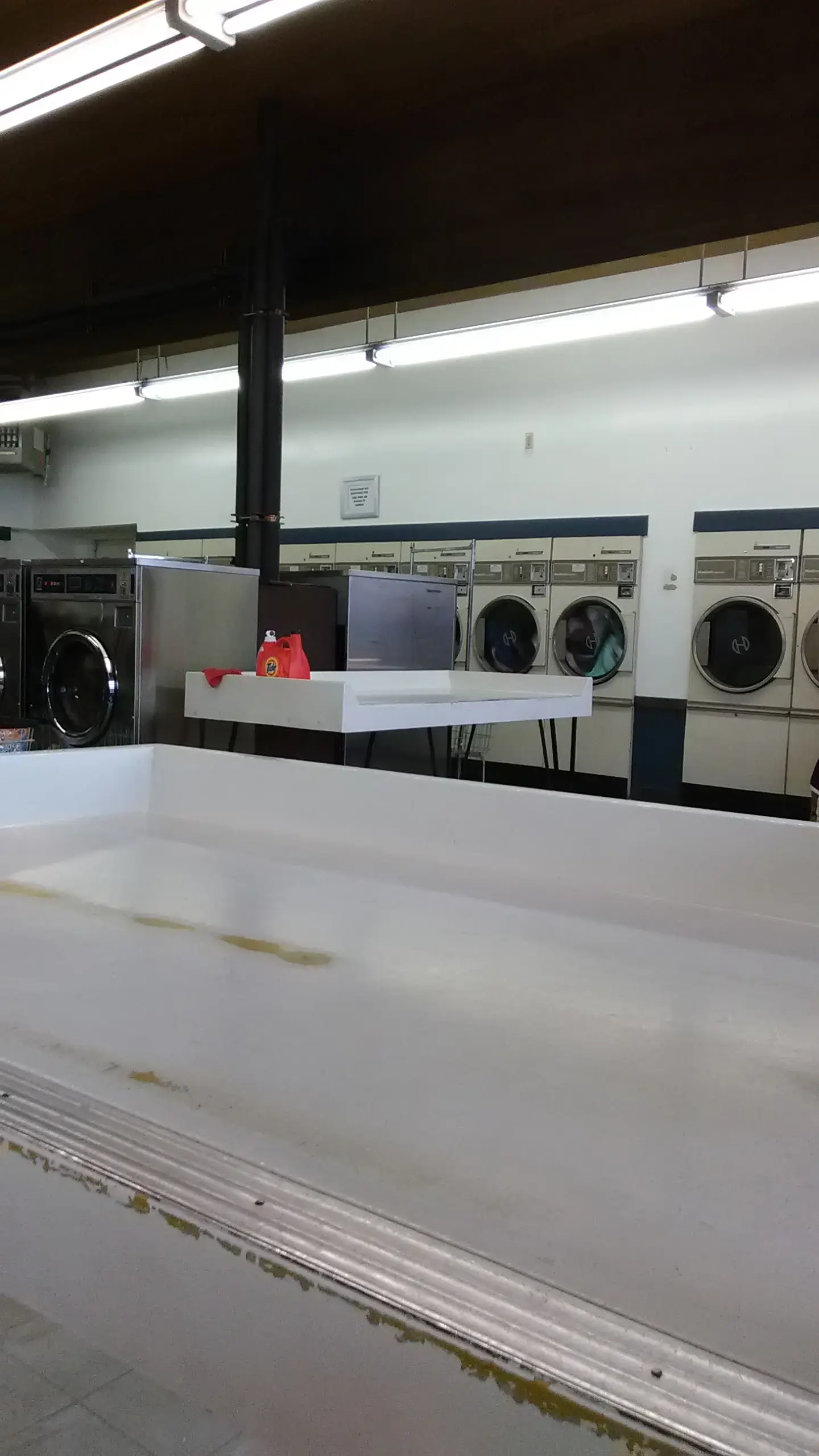 Dondees Laundry - Image 9