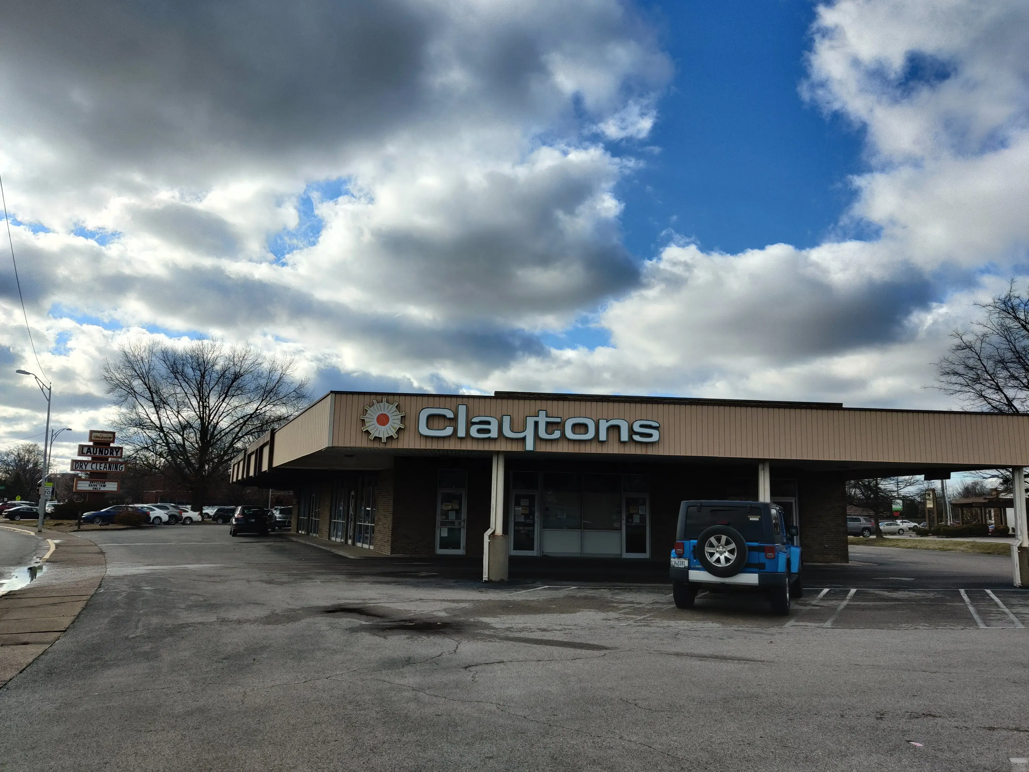 Don's Claytons DCI Fine DryCleaning thumbnail 2