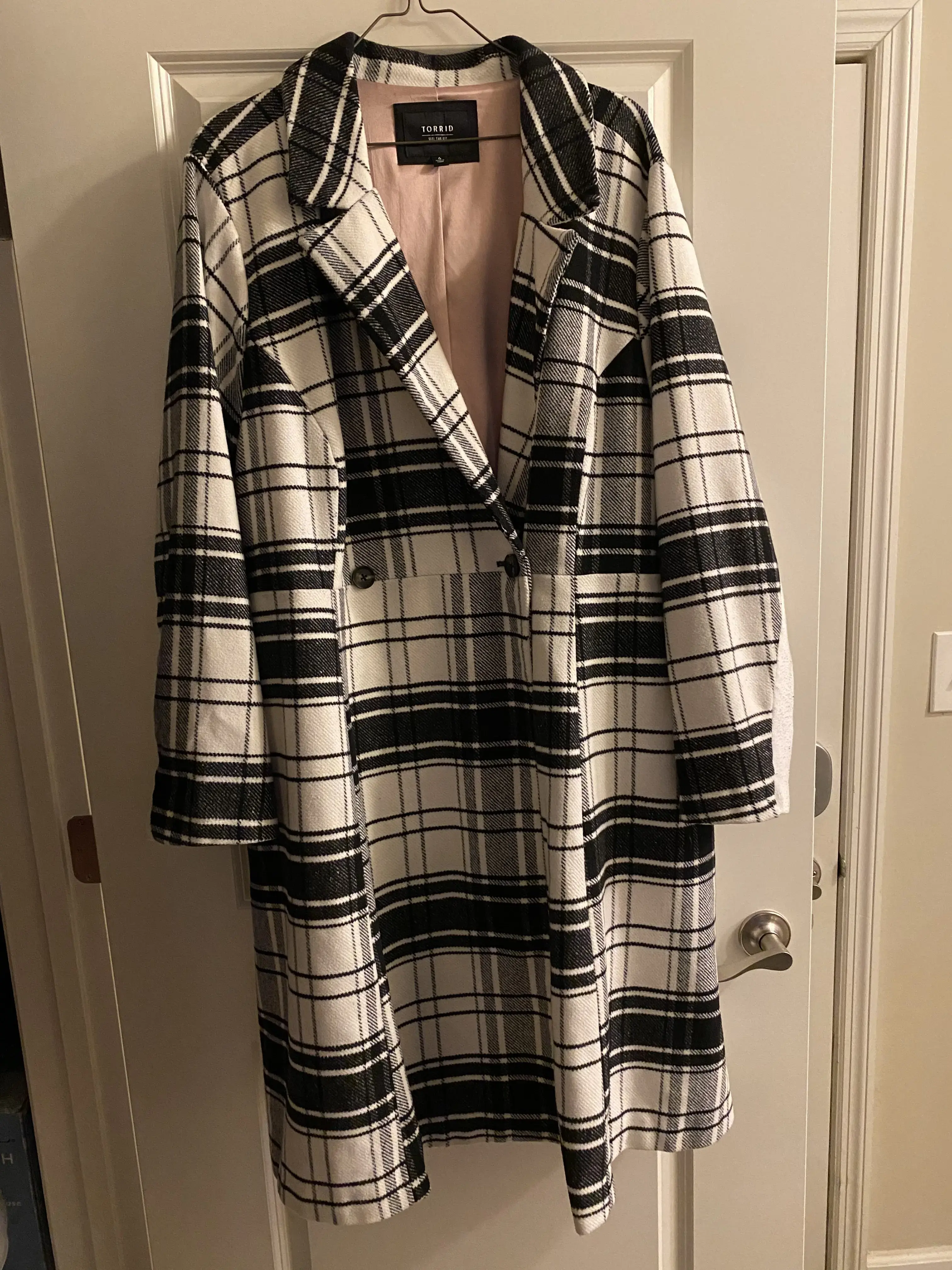 Don's Claytons DCI Fine DryCleaning - Image 19