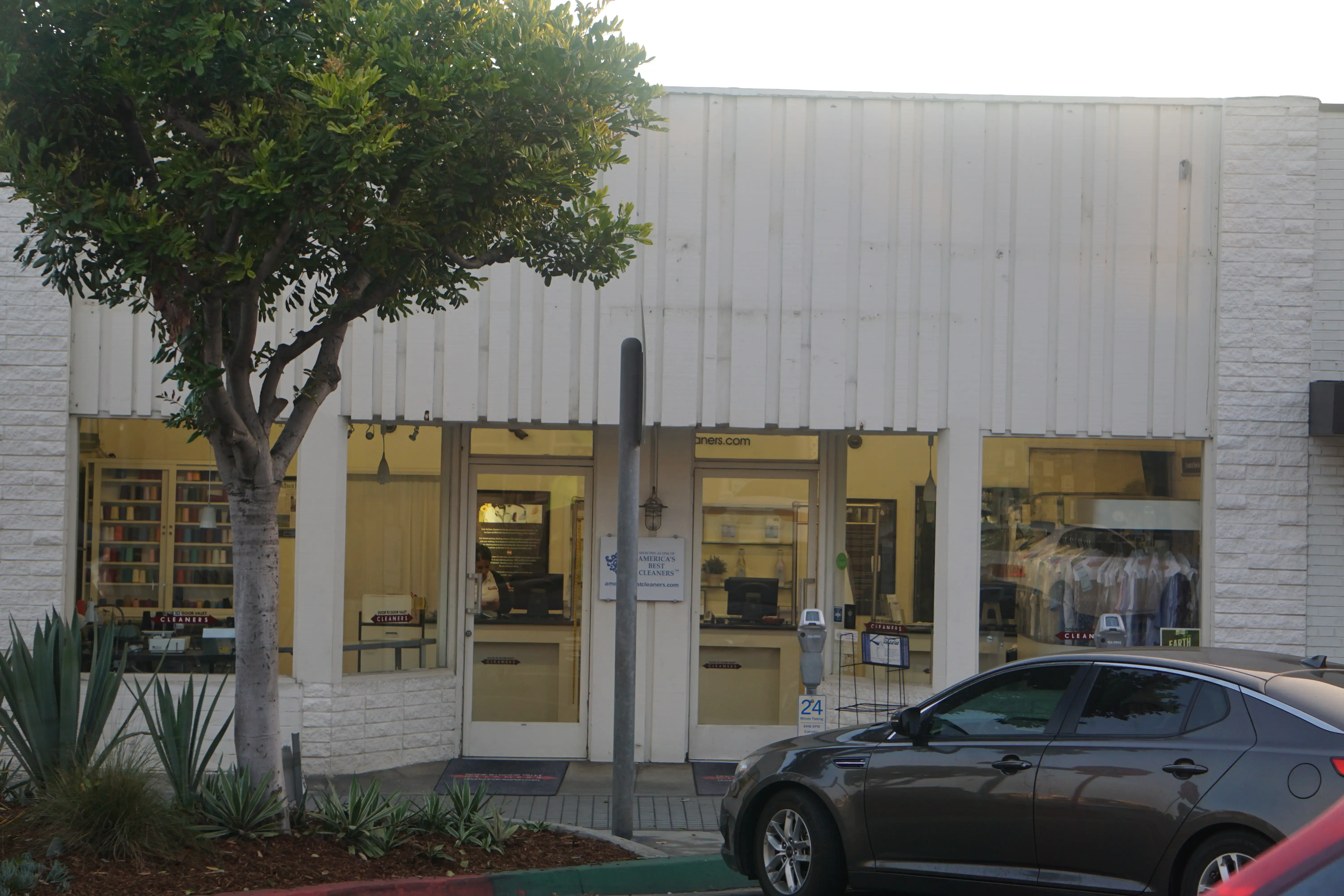 Door To Door Valet Cleaners - Image 7