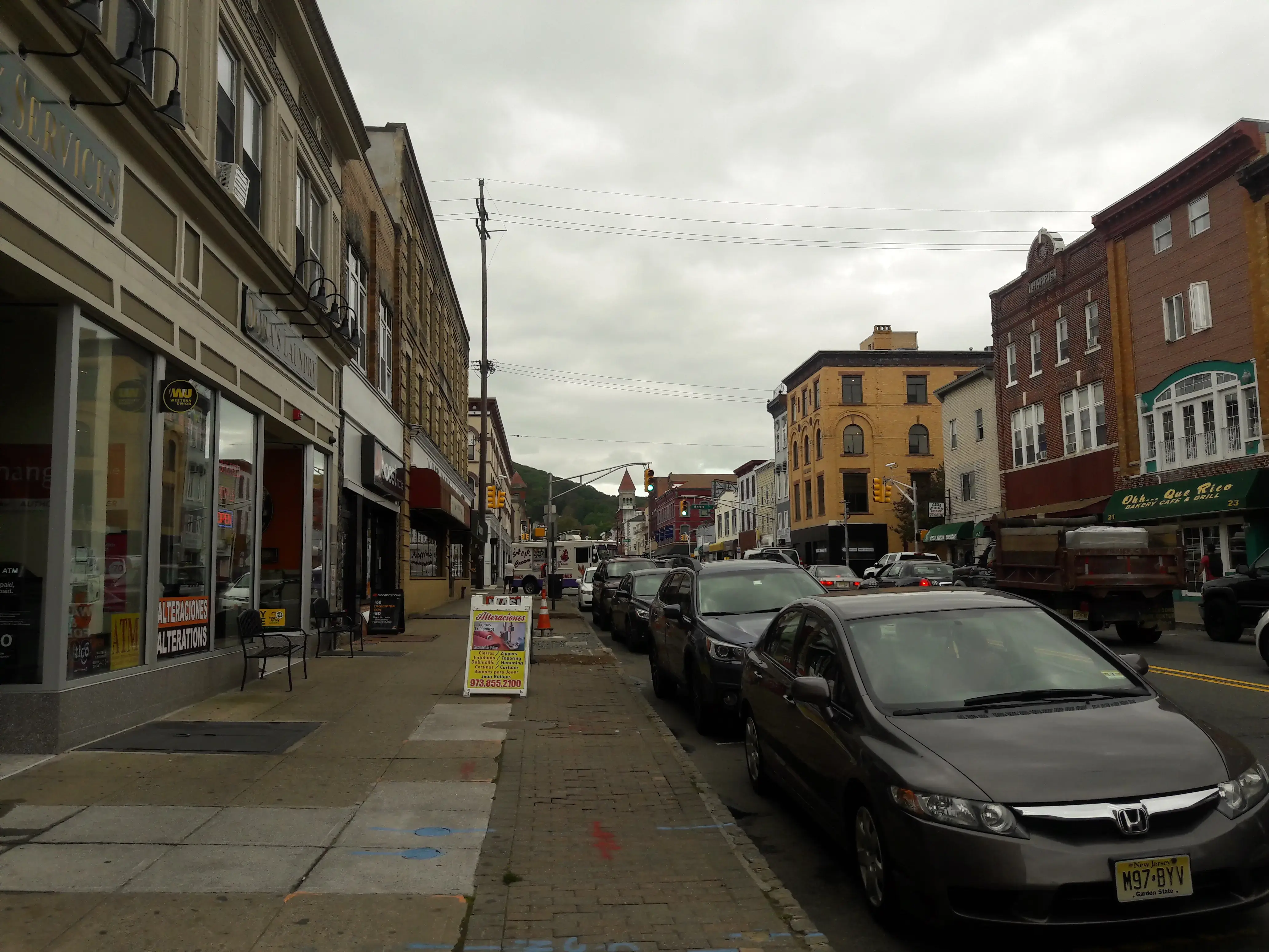 Dora's Laundromat - Image 7