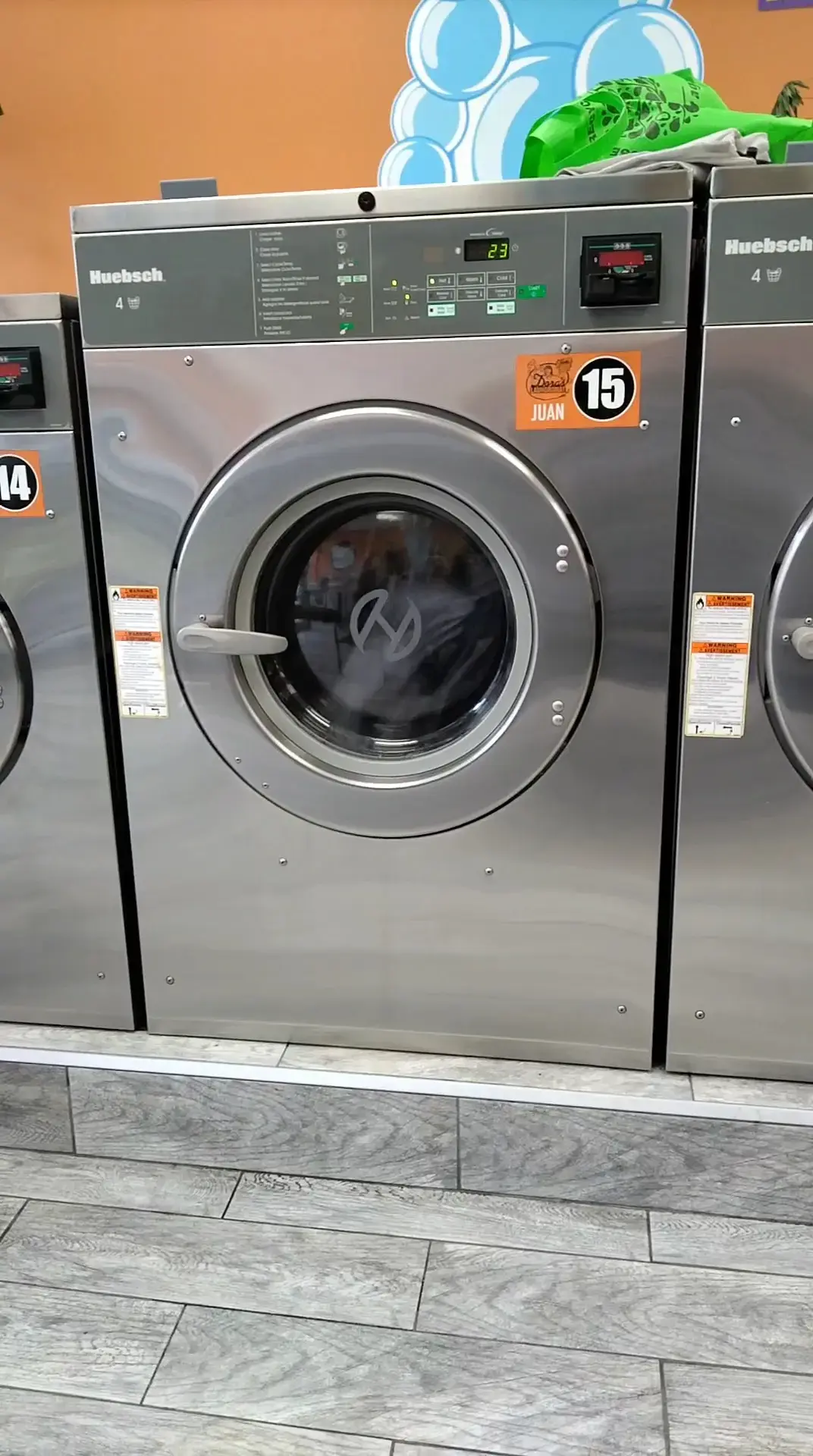Dora's Laundromat thumbnail 4